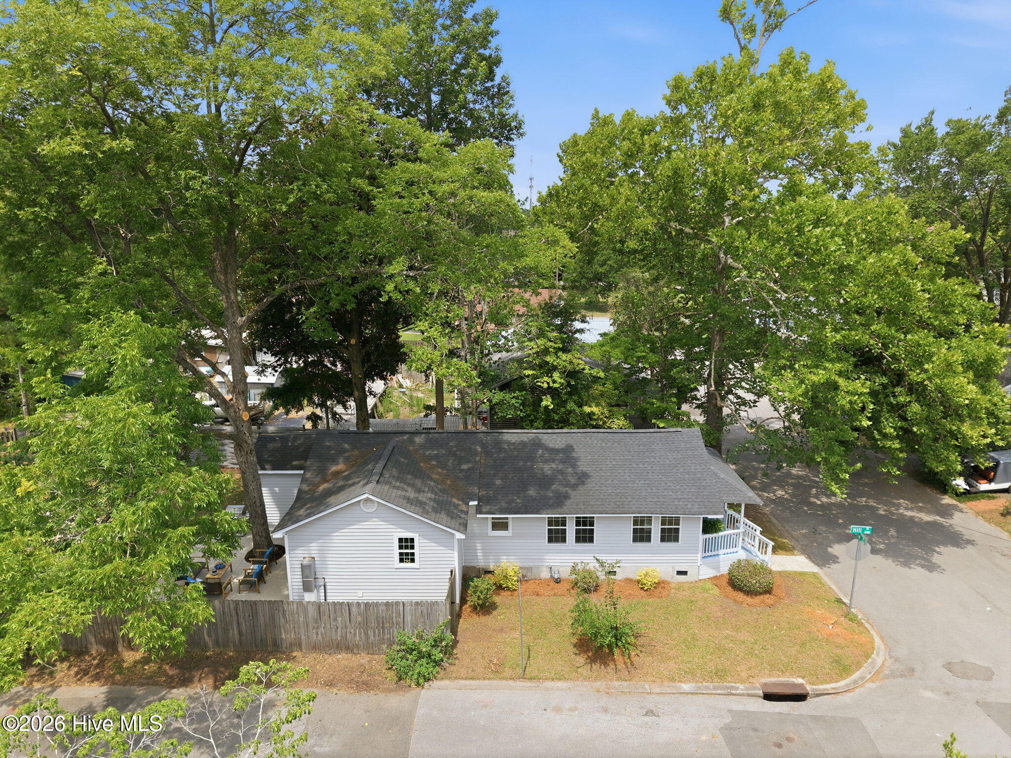 2420 Circle Street Property Photo 45