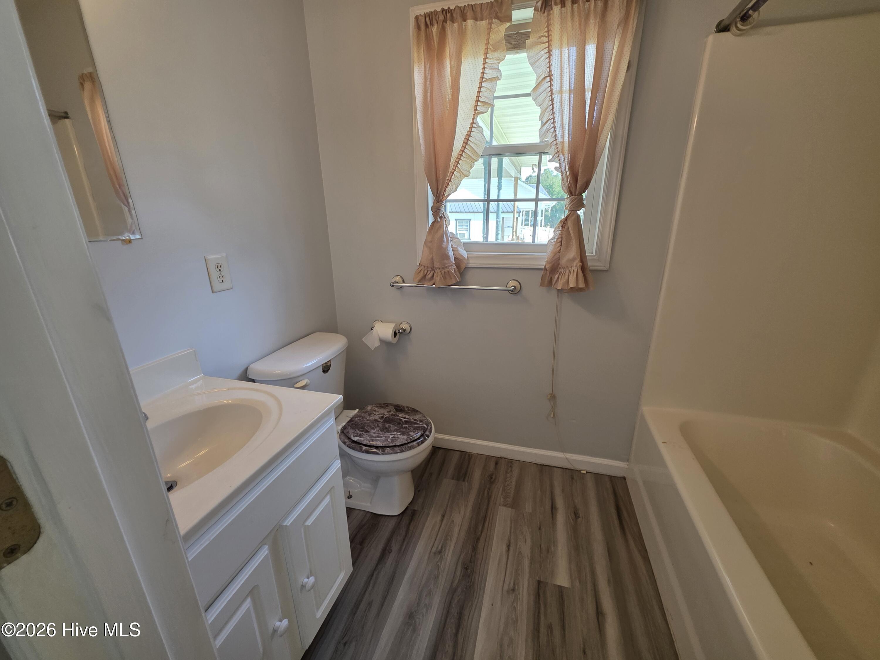 303 Olive Branch Boulevard Property Photo 14