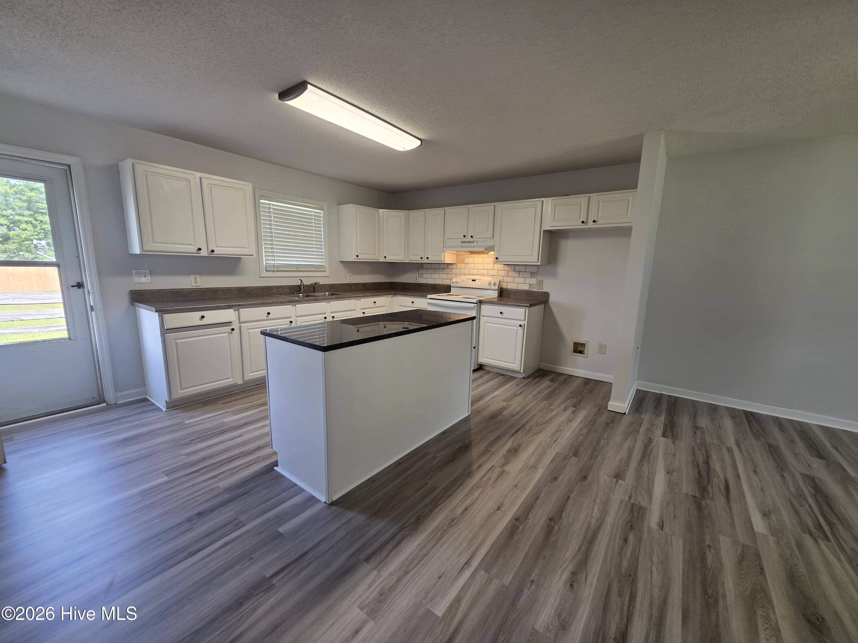 303 Olive Branch Boulevard Property Photo 27