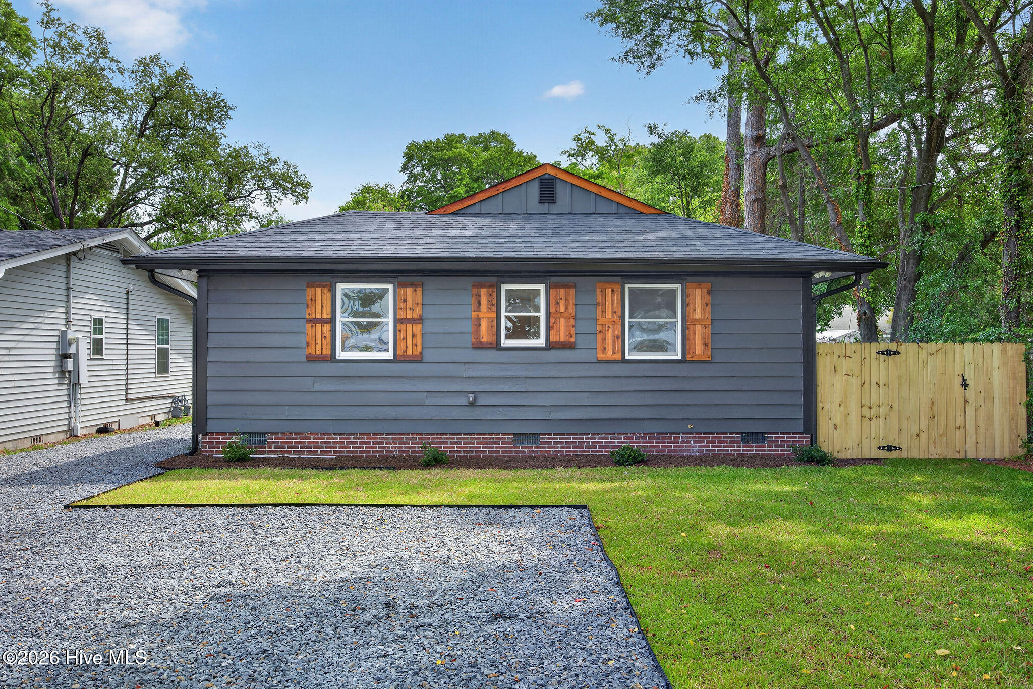 2157 Burnett Boulevard Property Photo 1