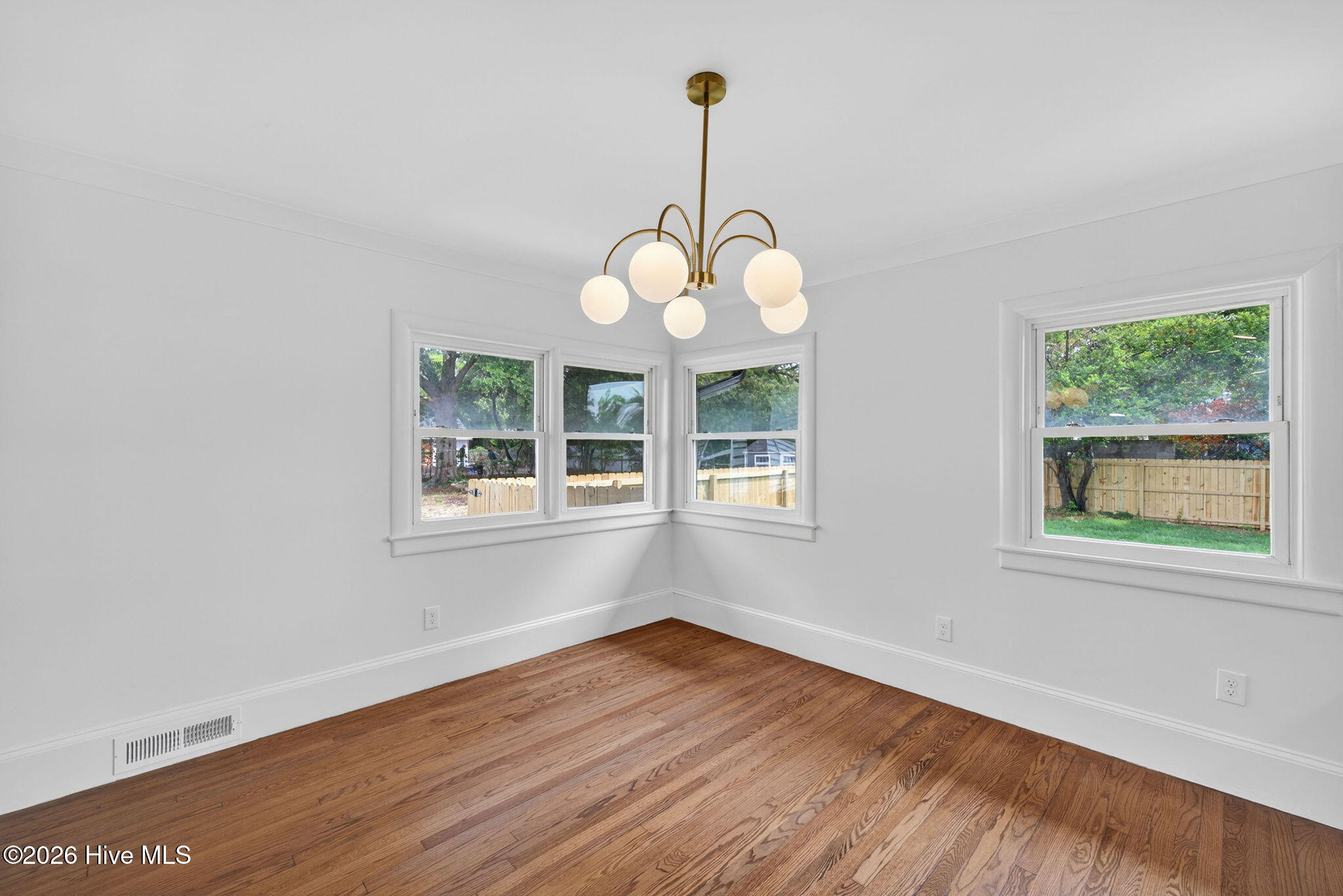 2157 Burnett Boulevard Property Photo 14