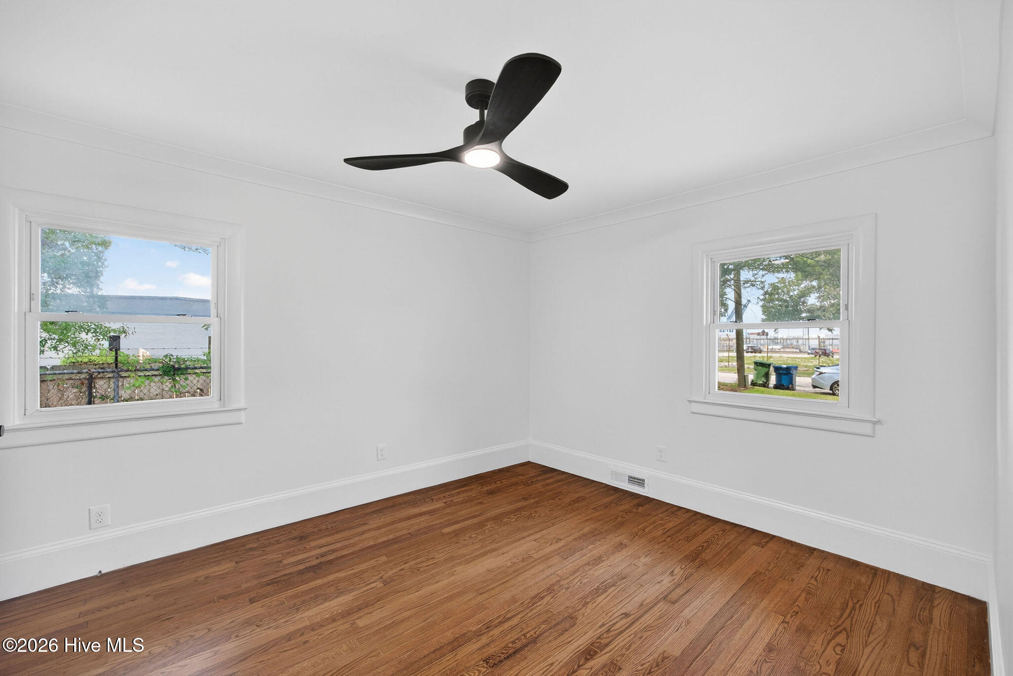 2157 Burnett Boulevard Property Photo 24