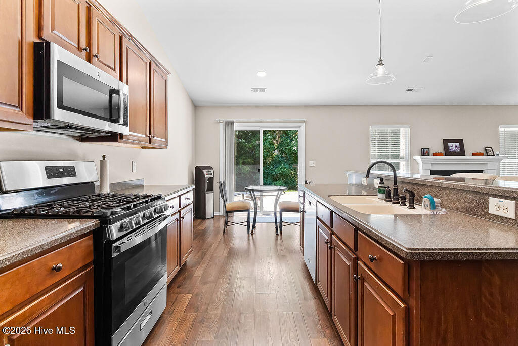 765 Tartans Glen Street Nw Property Photo 14