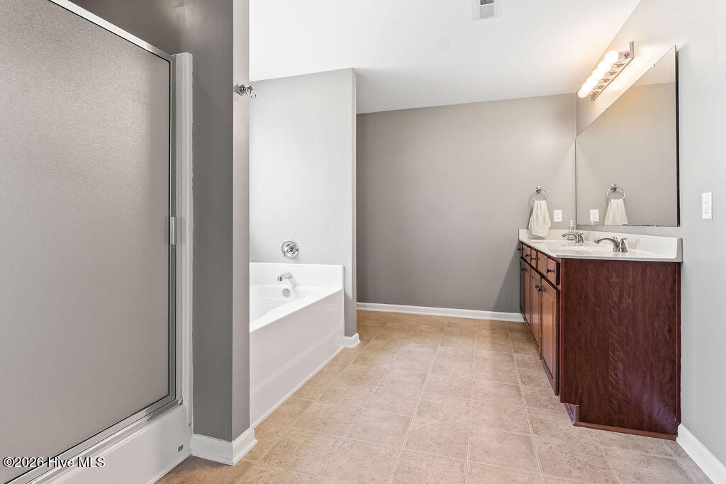 765 Tartans Glen Street Nw Property Photo 19