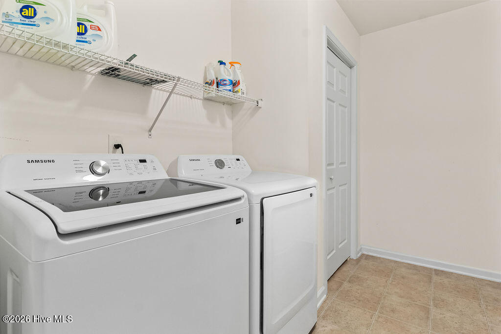 765 Tartans Glen Street Nw Property Photo 30