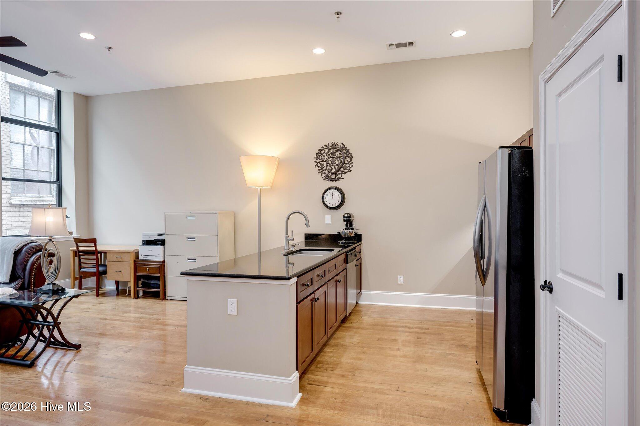 936 Broad Street 212 Property Photo 12