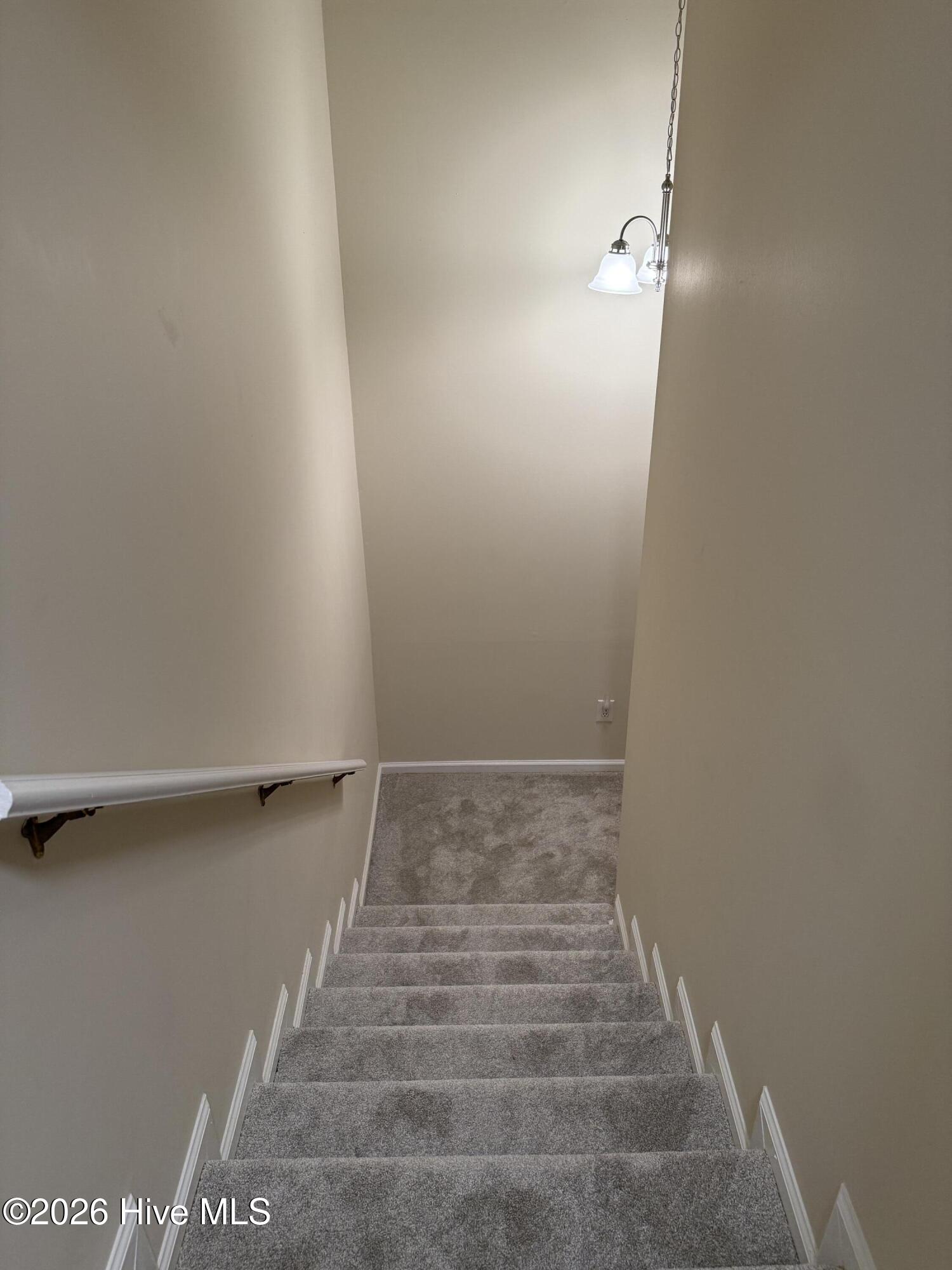 2106 E Oak Island Drive Property Photo 33