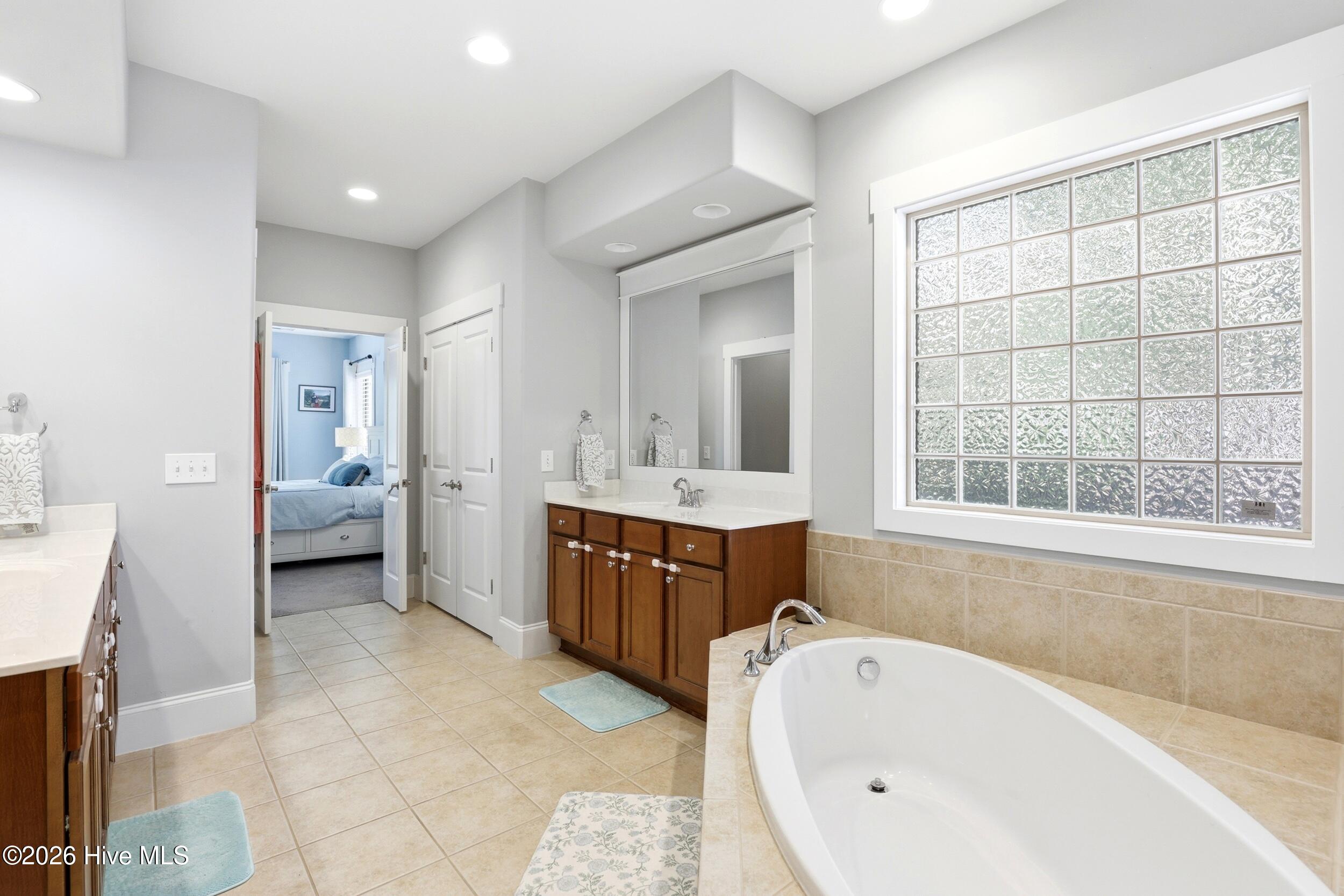 8184 Compass Pointe East Wynd Ne Property Photo 27