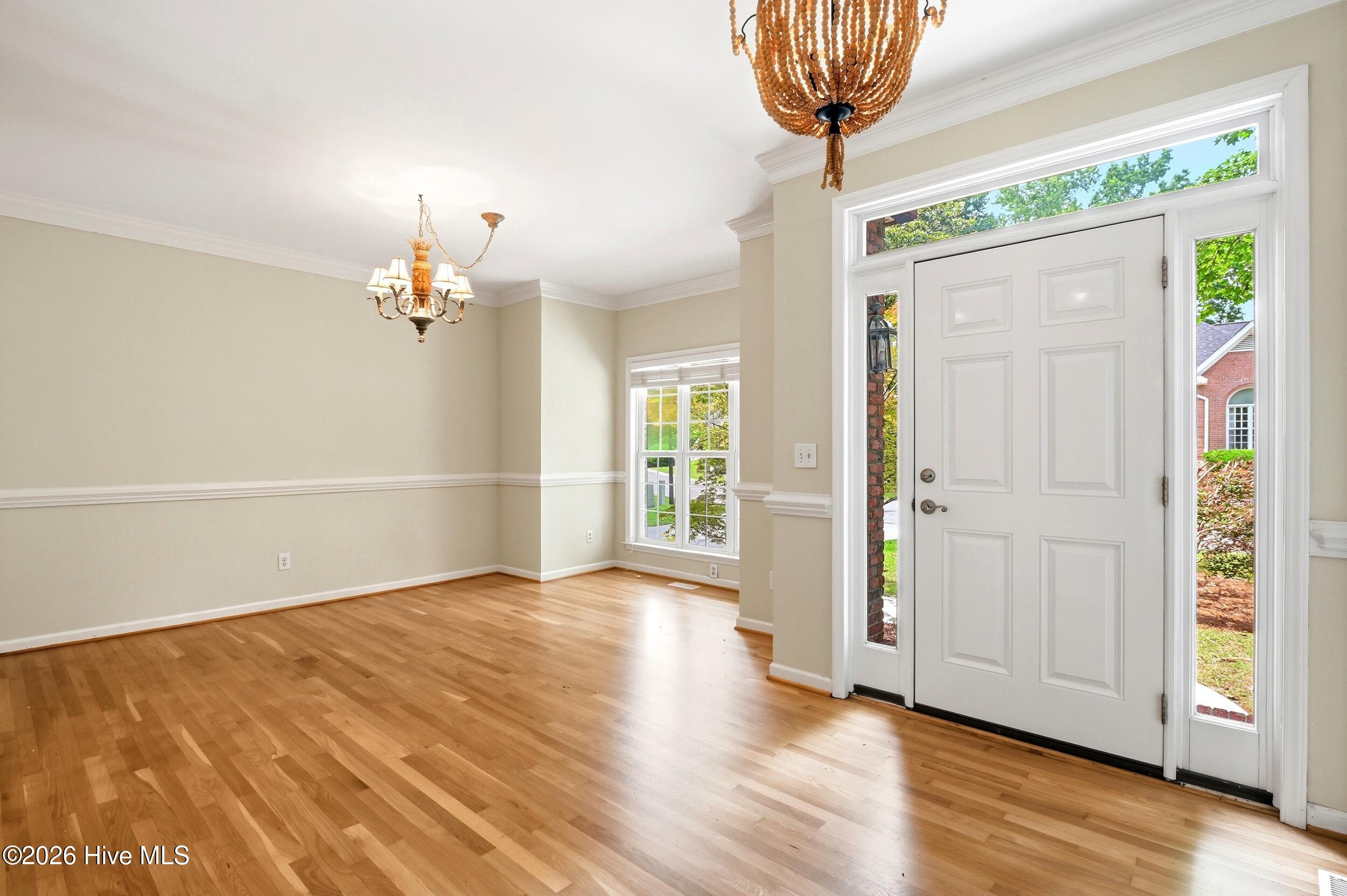 6006 Forest Creek Circle Property Photo 6