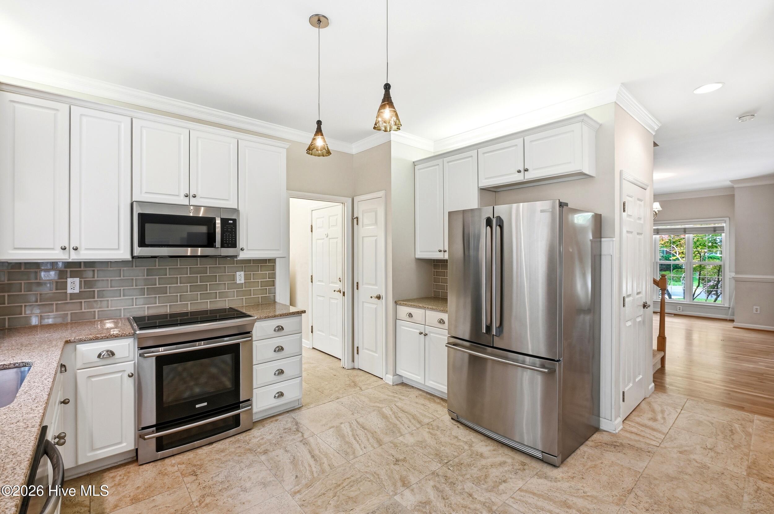 6006 Forest Creek Circle Property Photo 18