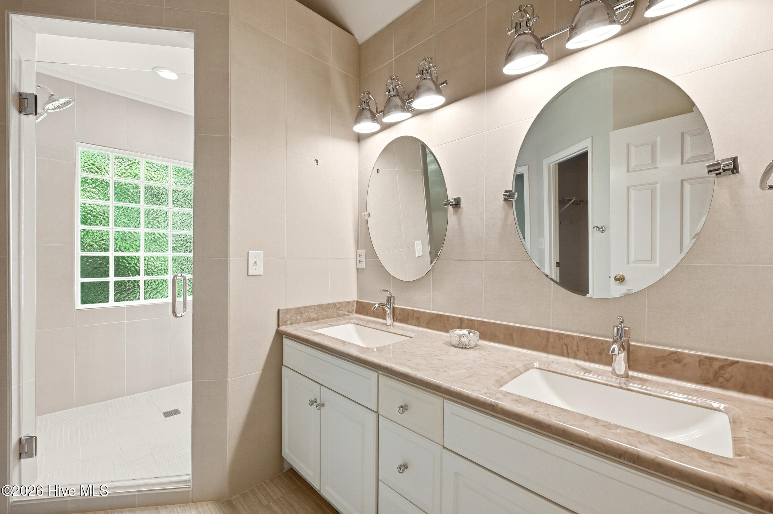 6006 Forest Creek Circle Property Photo 27