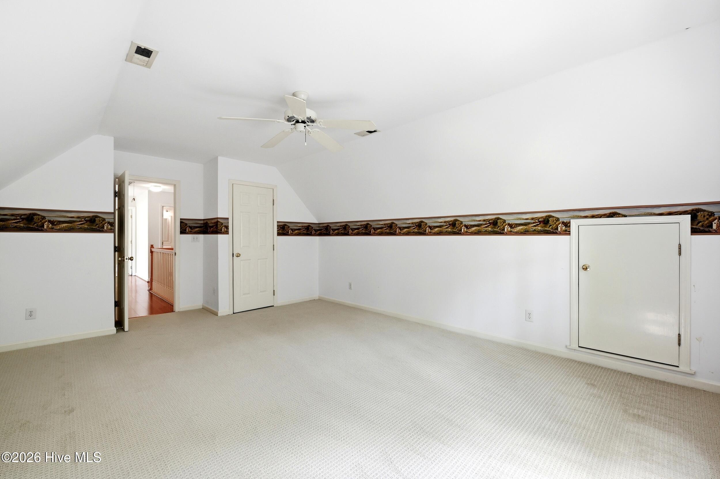 6006 Forest Creek Circle Property Photo 36