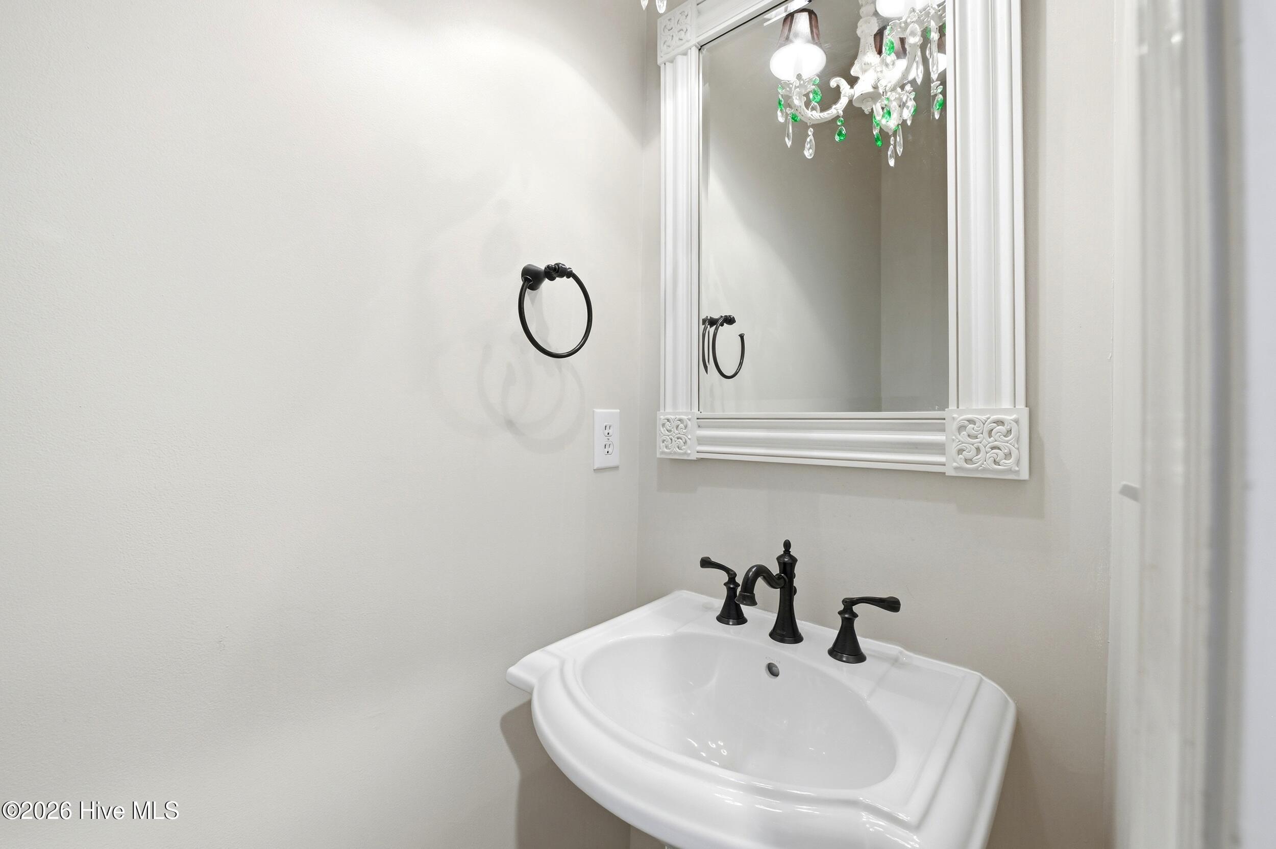 6006 Forest Creek Circle Property Photo 38