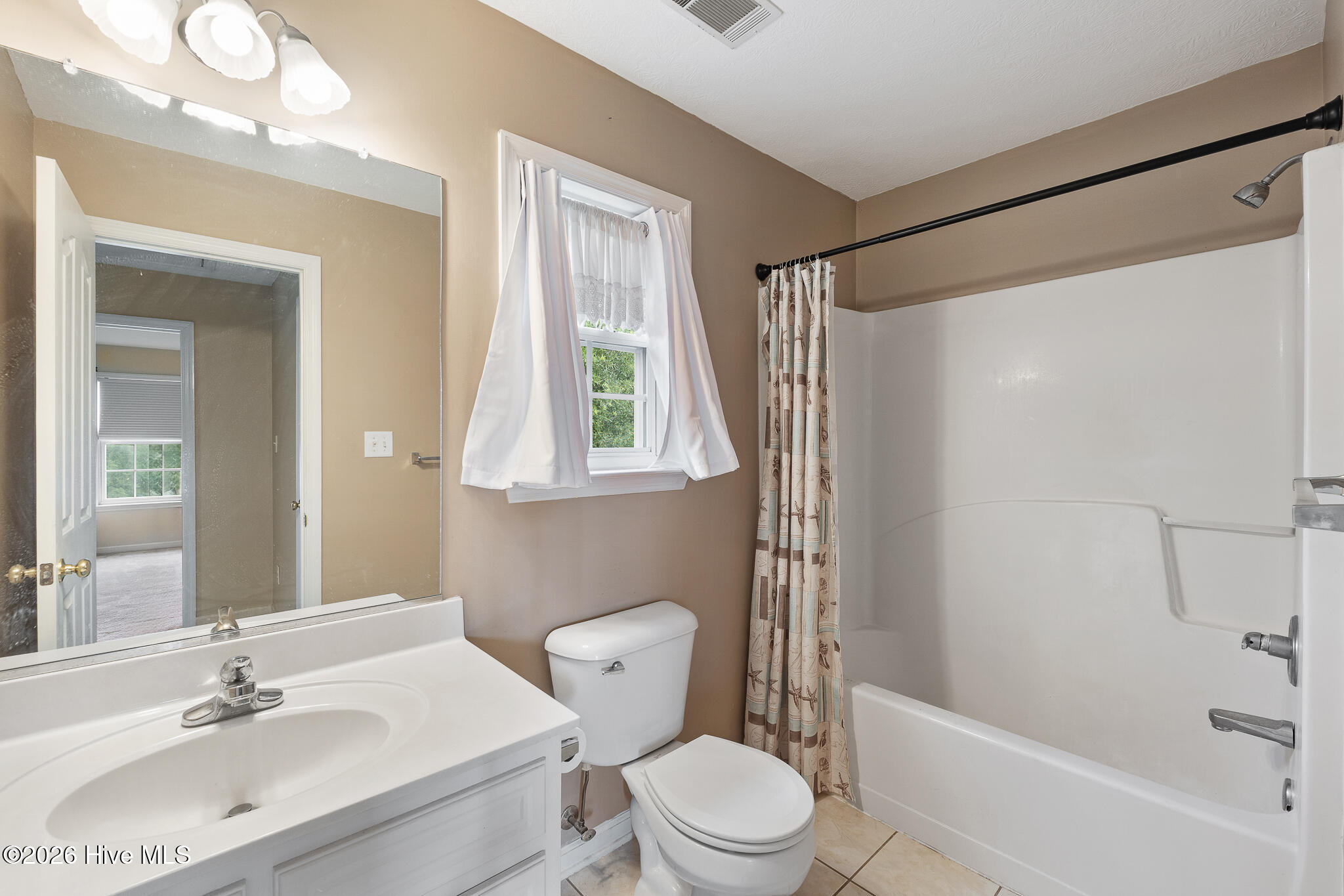 4890 Somerset Drive Property Photo 20