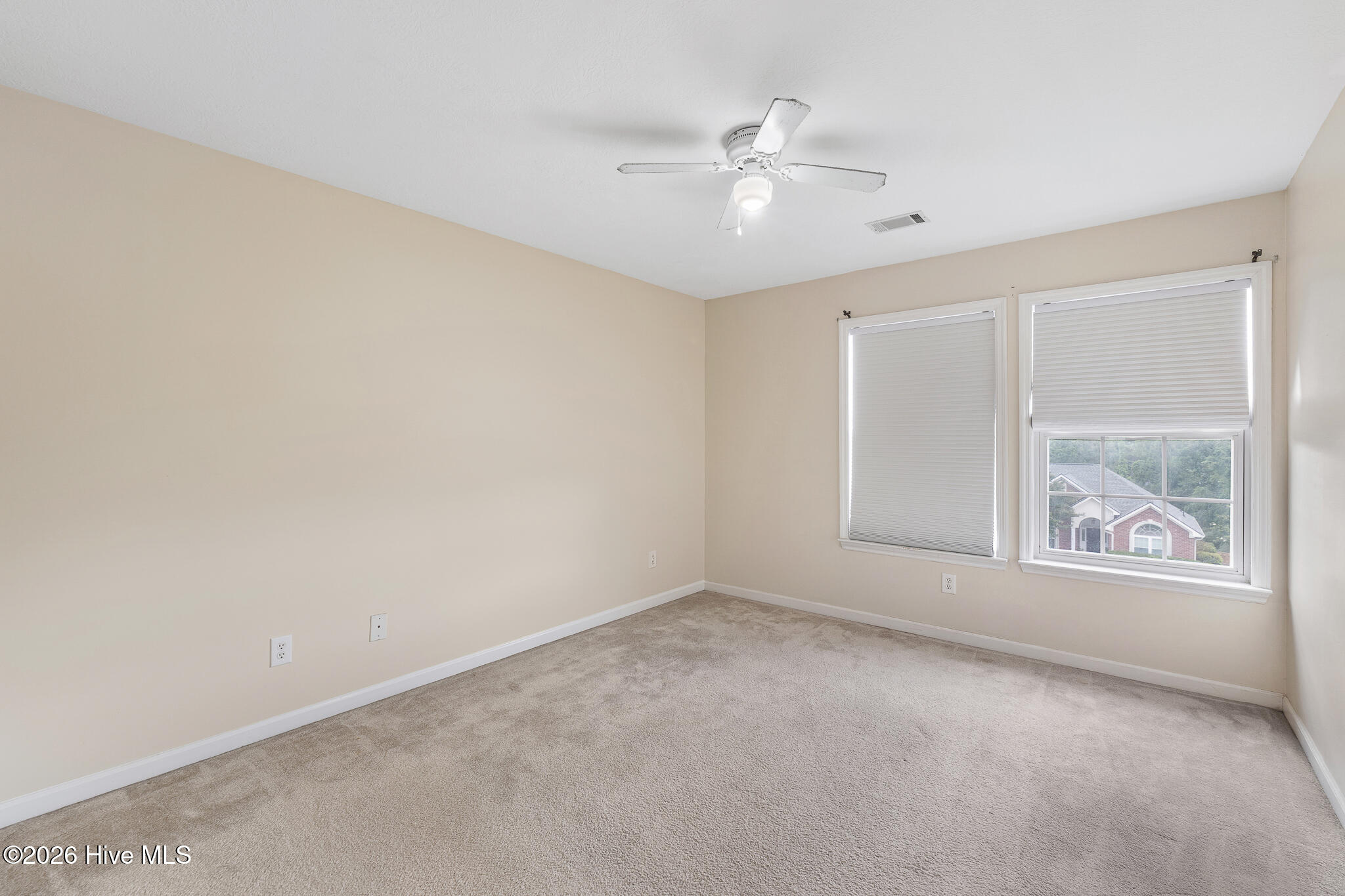4890 Somerset Drive Property Photo 23