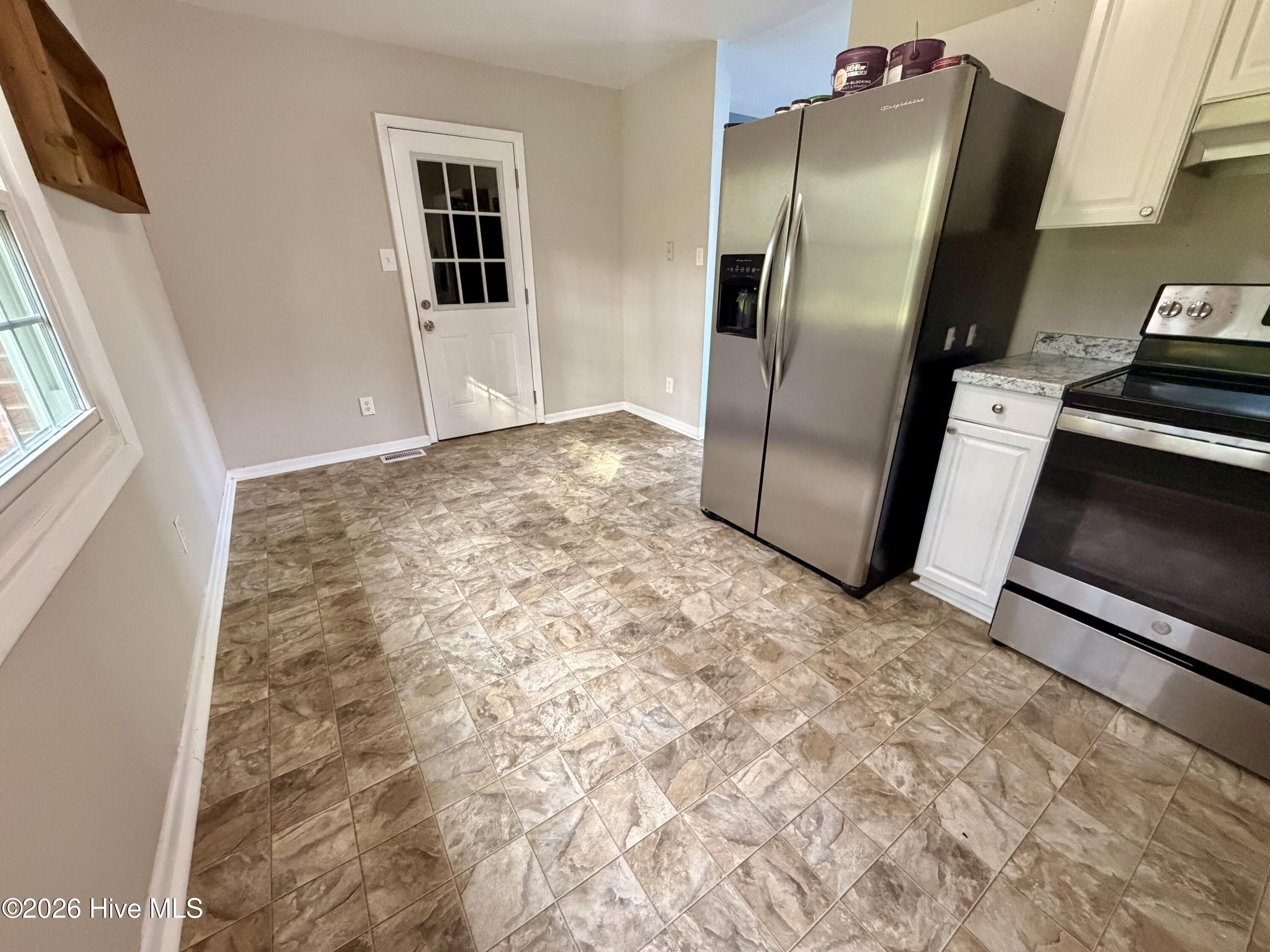 35 Victoria Road Property Photo 12
