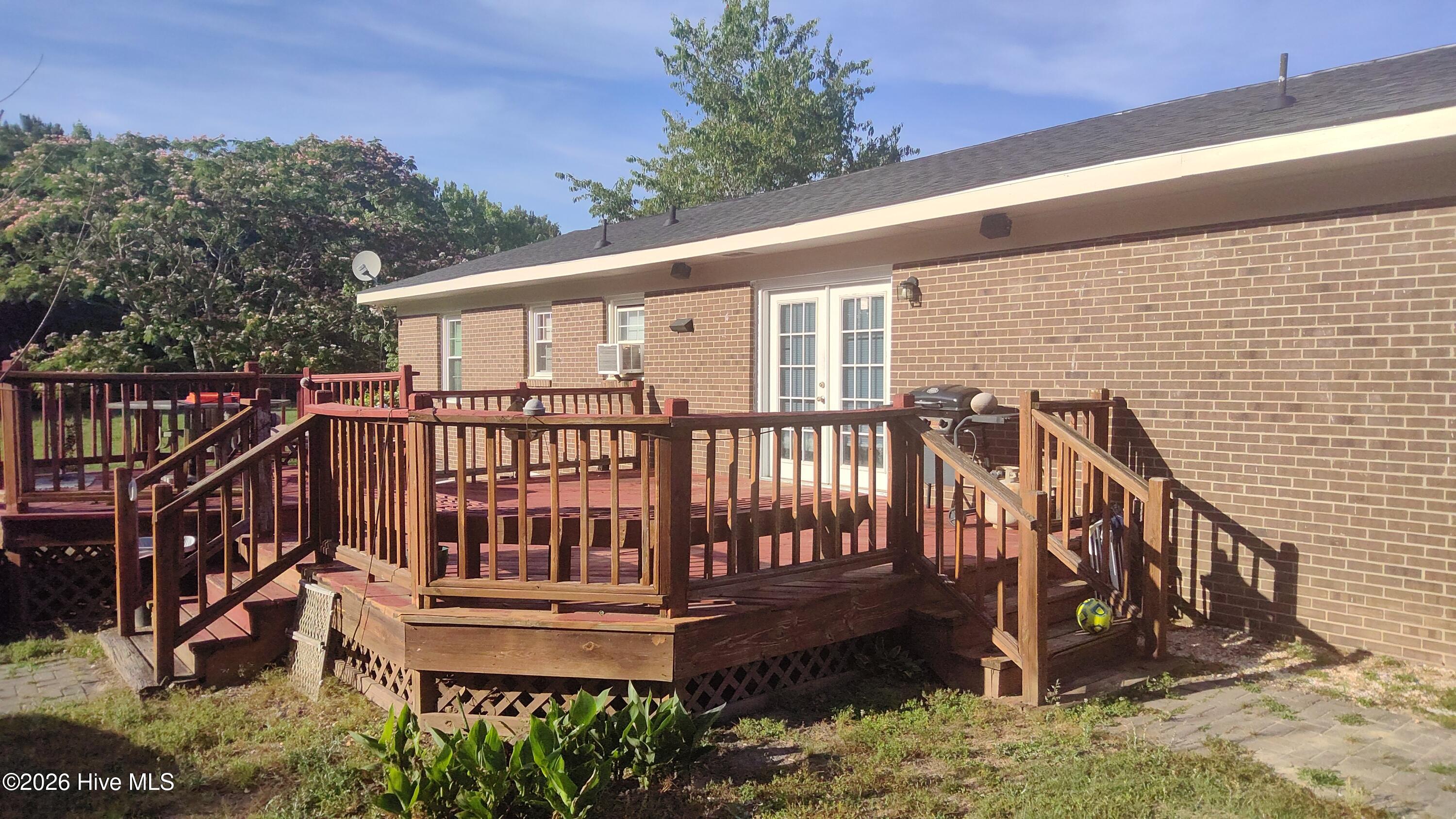 636 Speed Road Property Photo 3