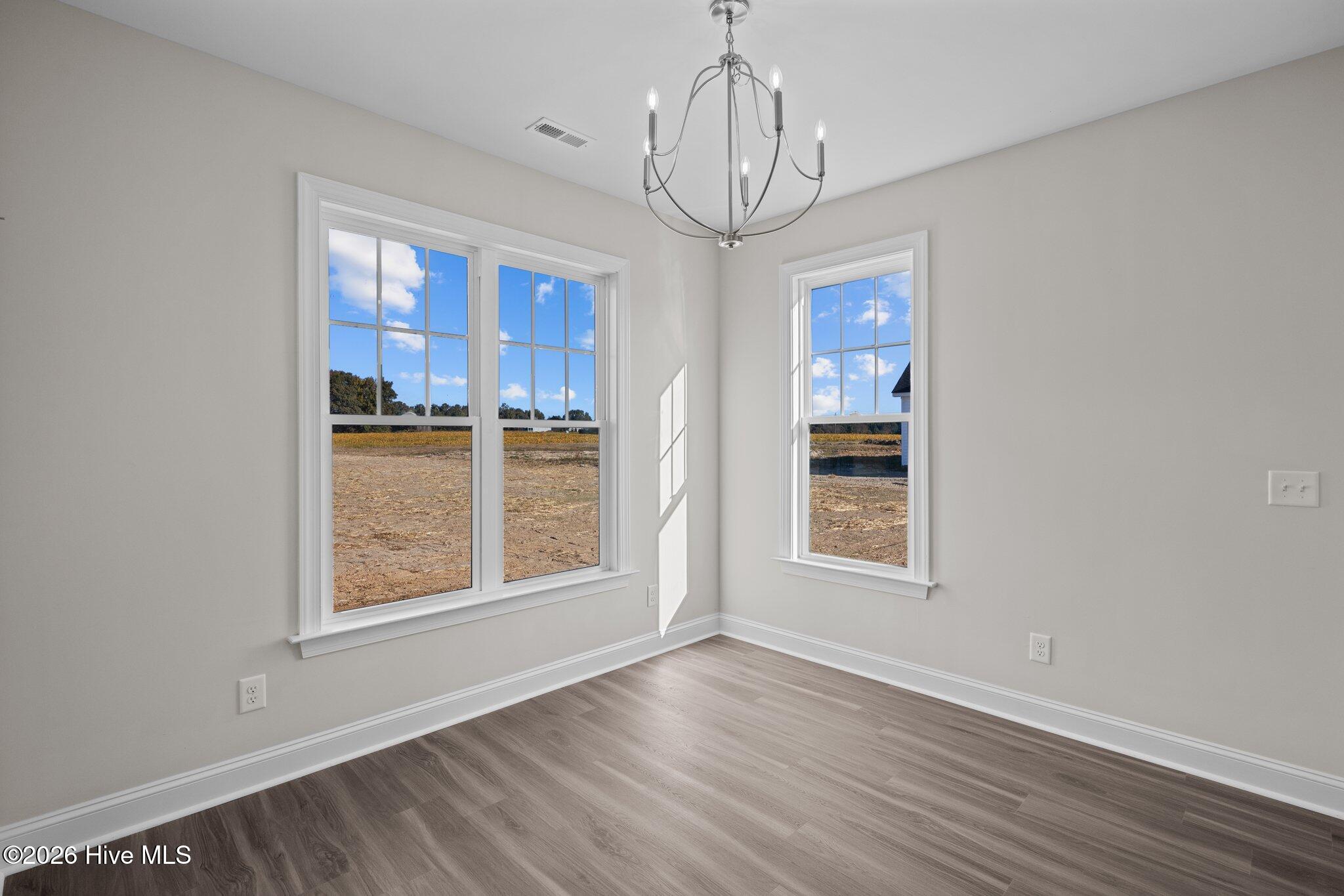 5010 Stone Creek Drive Property Photo 8