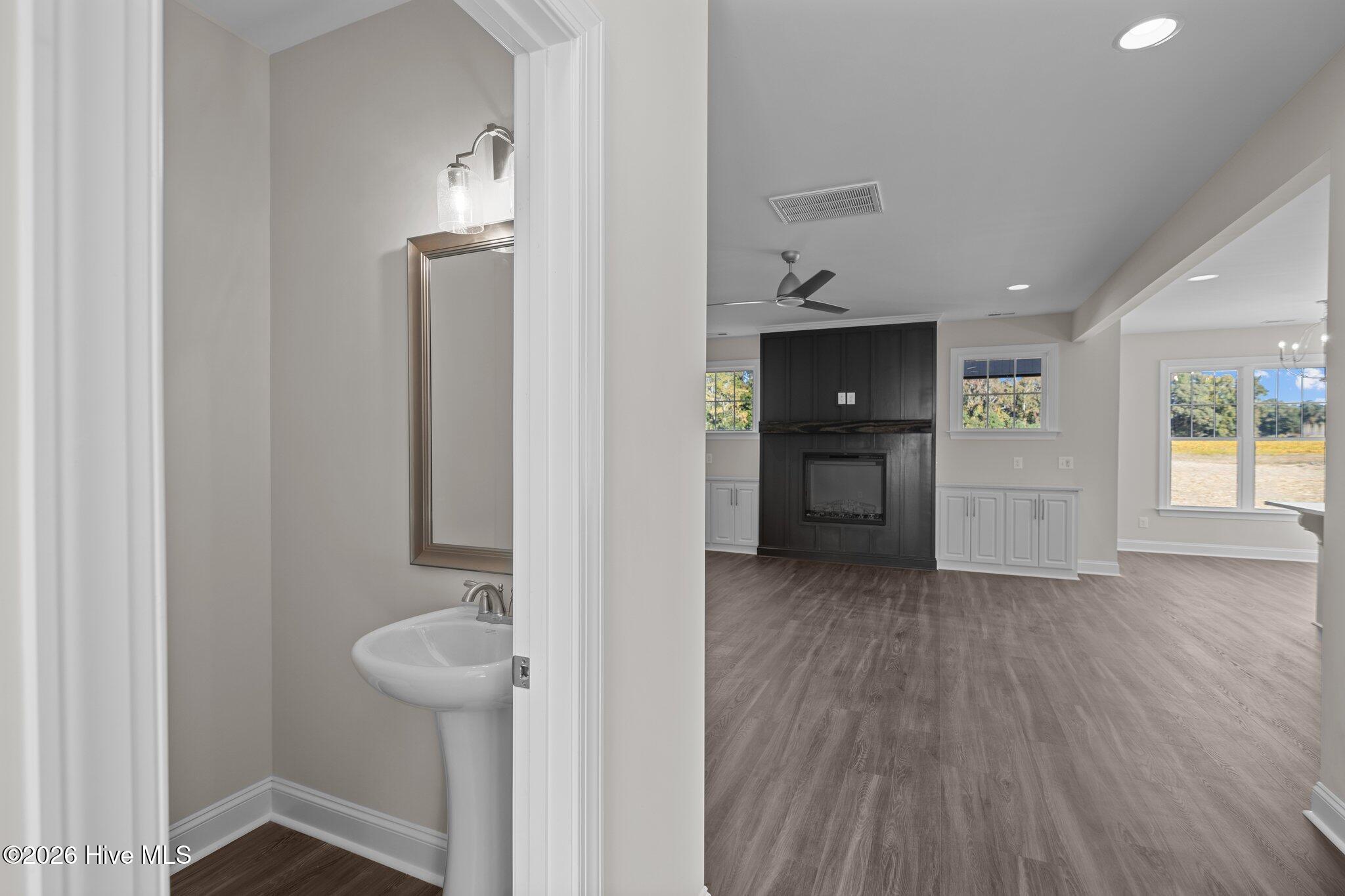 5010 Stone Creek Drive Property Photo 20