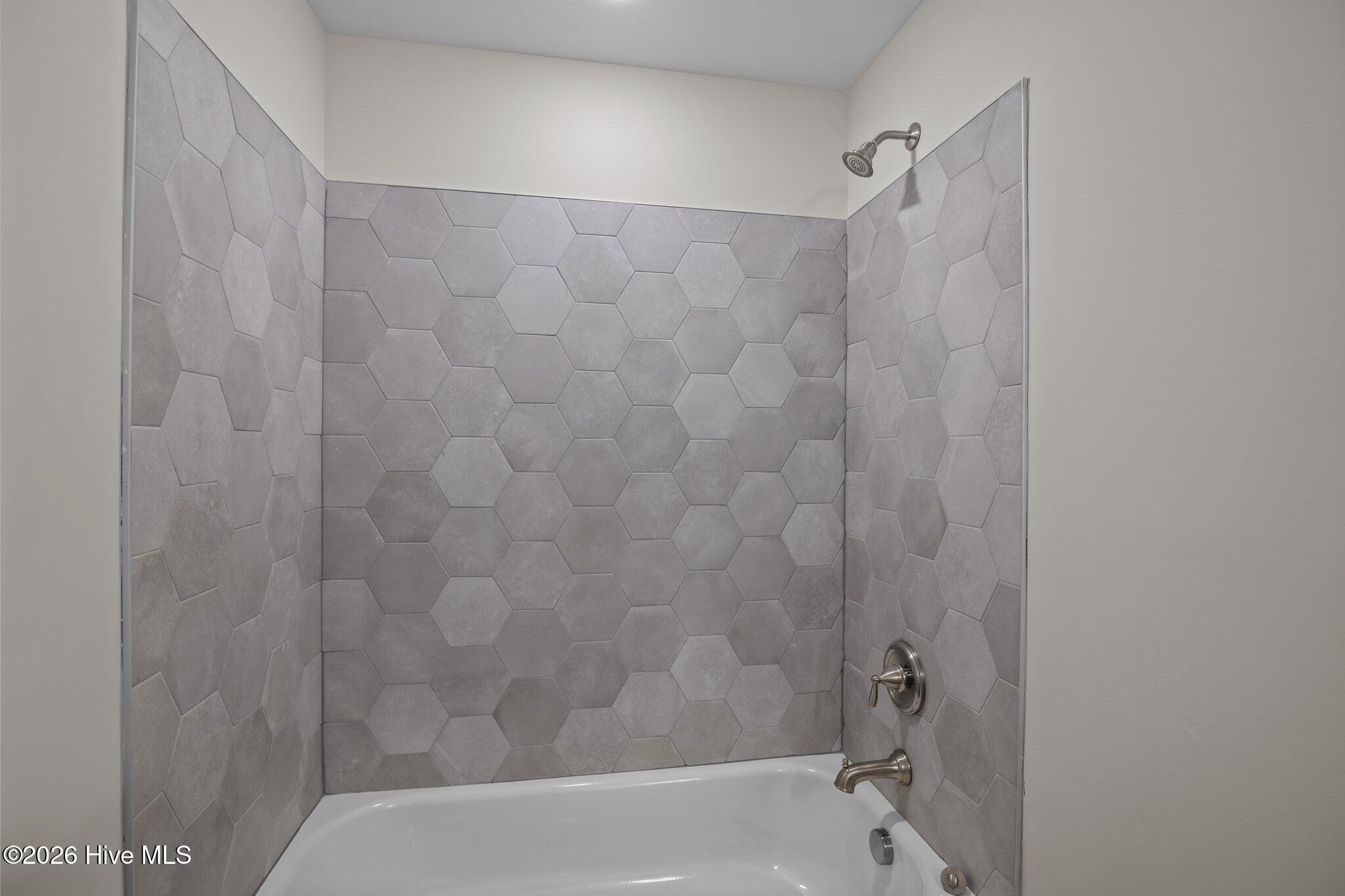 5010 Stone Creek Drive Property Photo 26