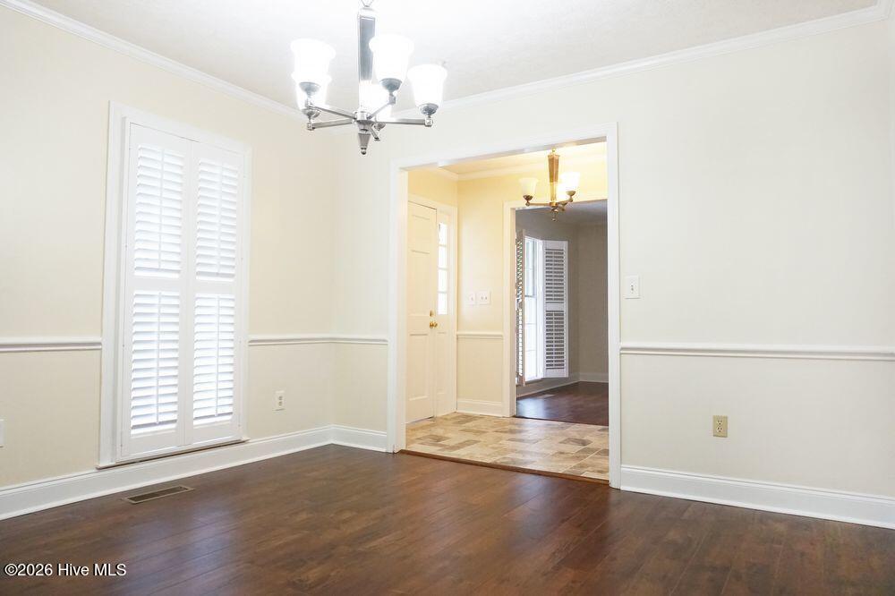 318 Foxhall Court Property Photo 6
