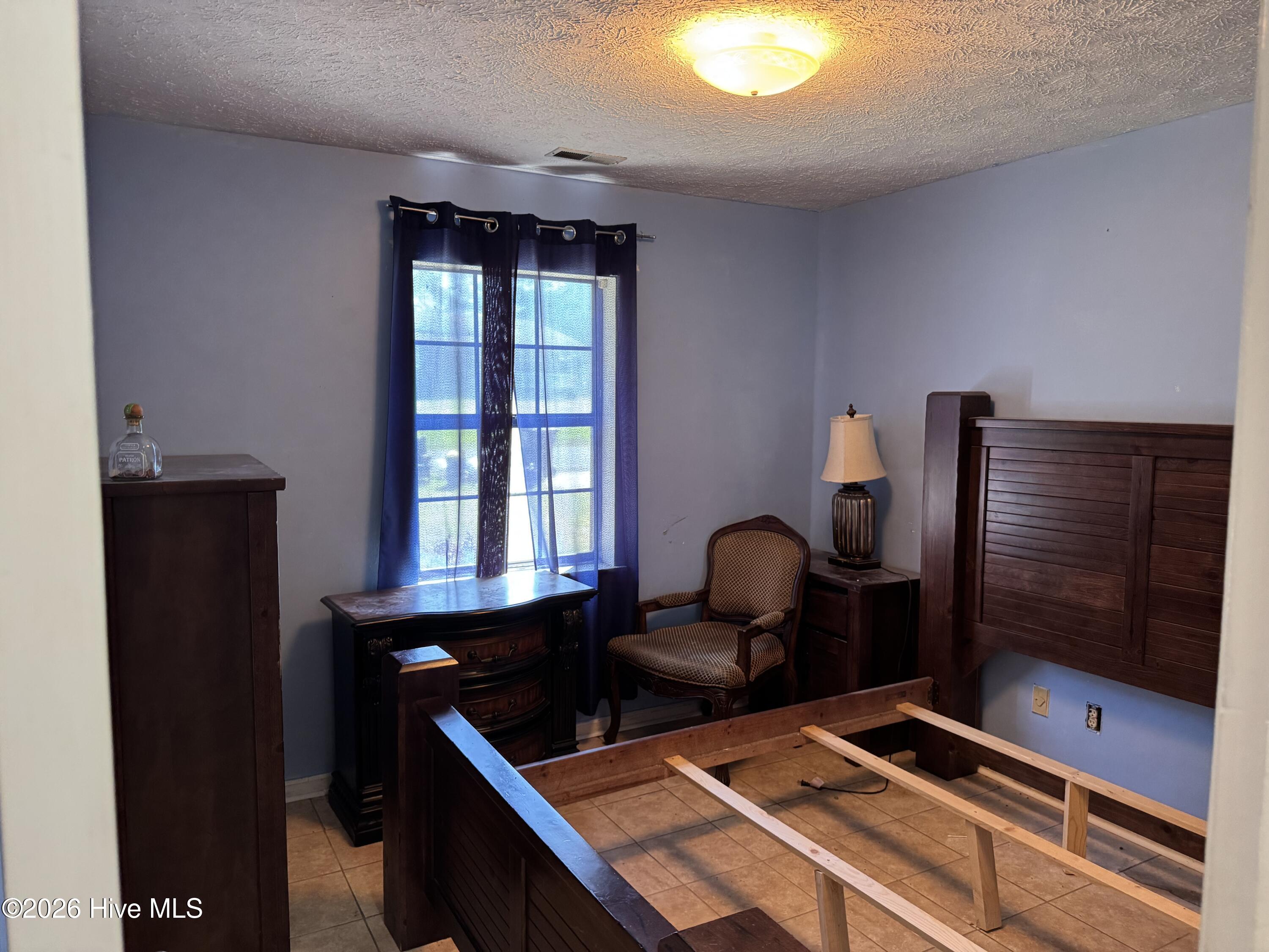 122 Hampton Drive Property Photo 3