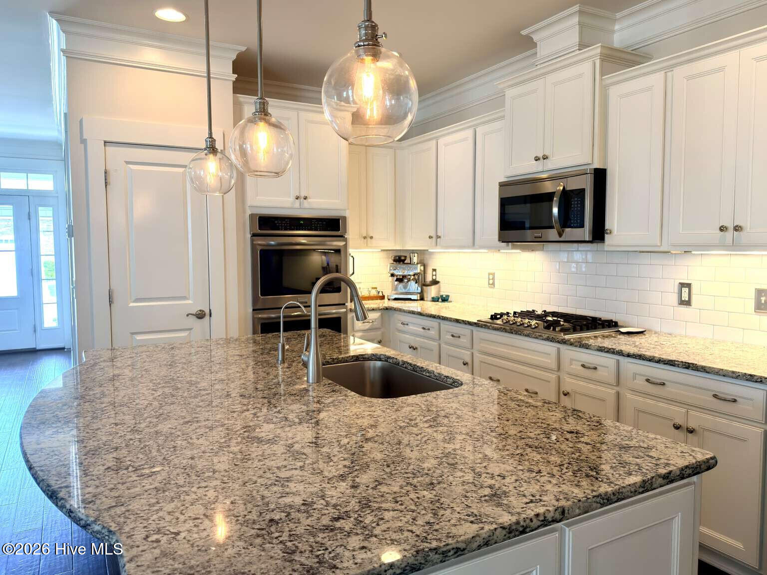 5225 Leisure Circle Property Photo 12