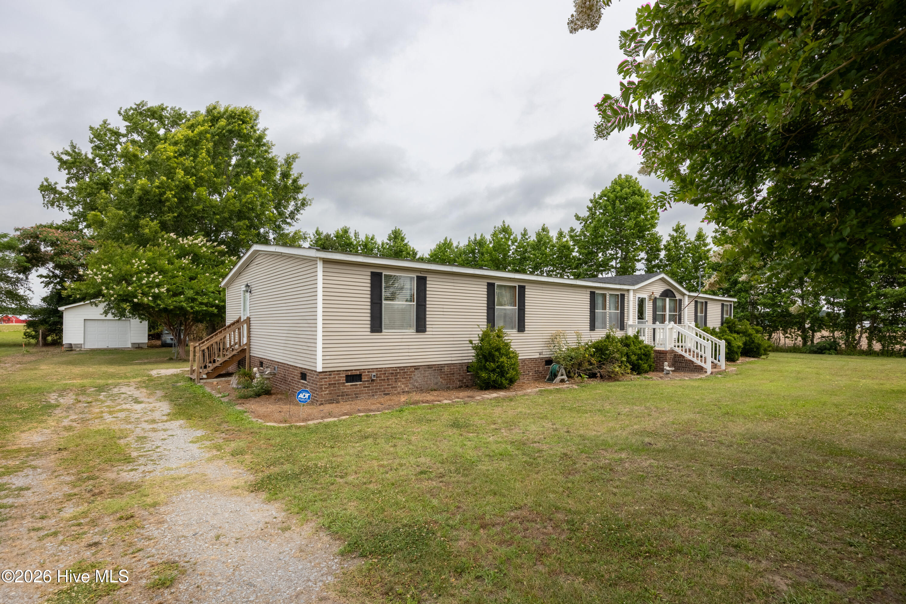 6321 Nc 42 Highway E Property Photo 2