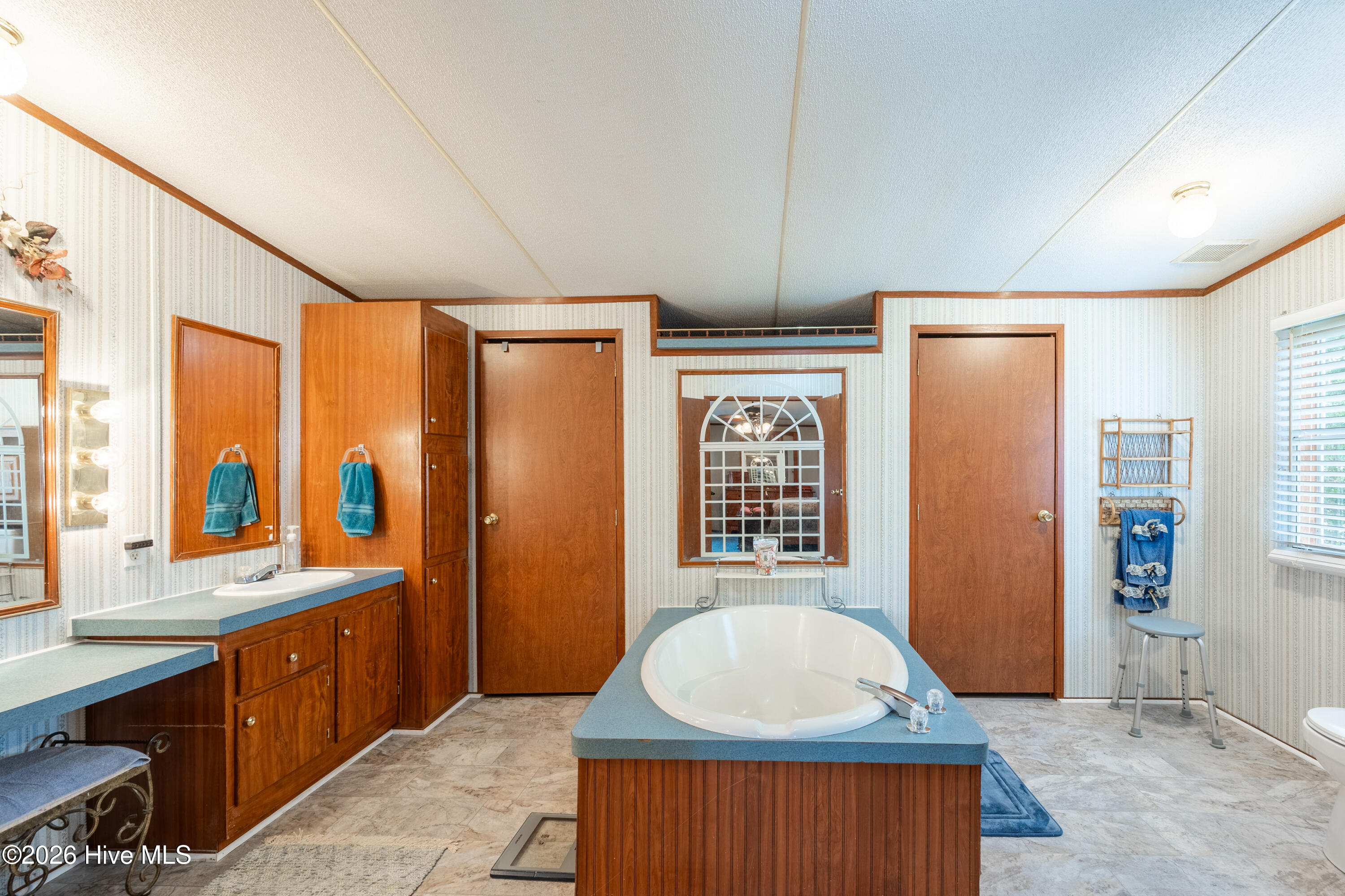 6321 Nc 42 Highway E Property Photo 11