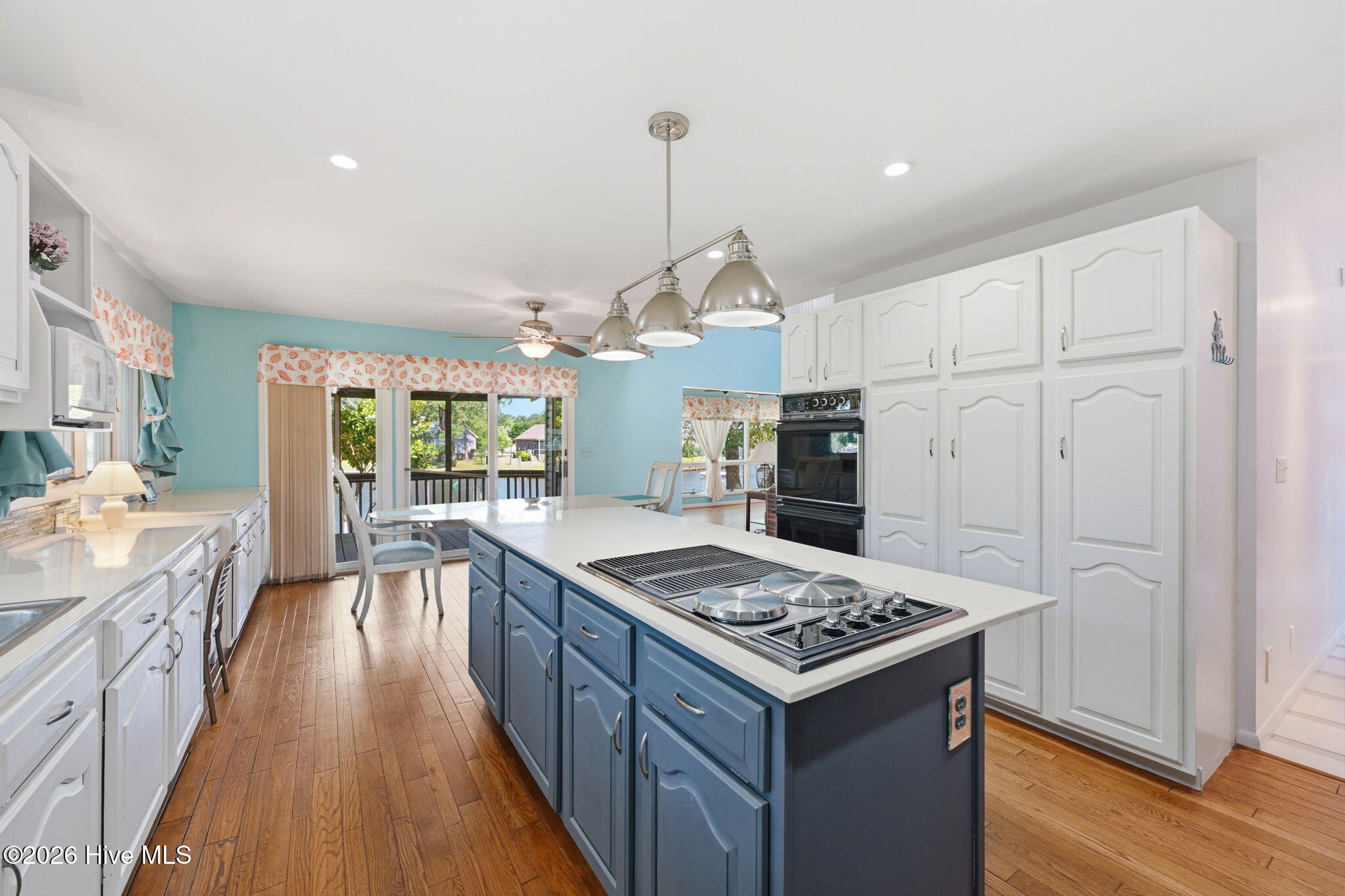 6106 Cardinal Drive Property Photo 3
