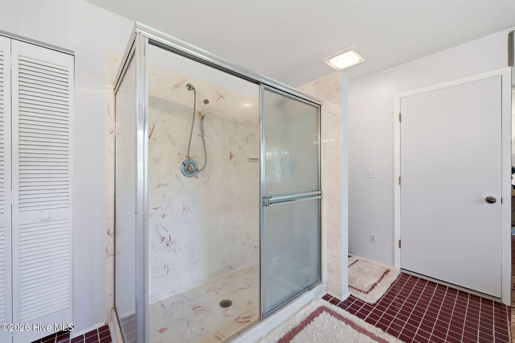 6106 Cardinal Drive Property Photo 22
