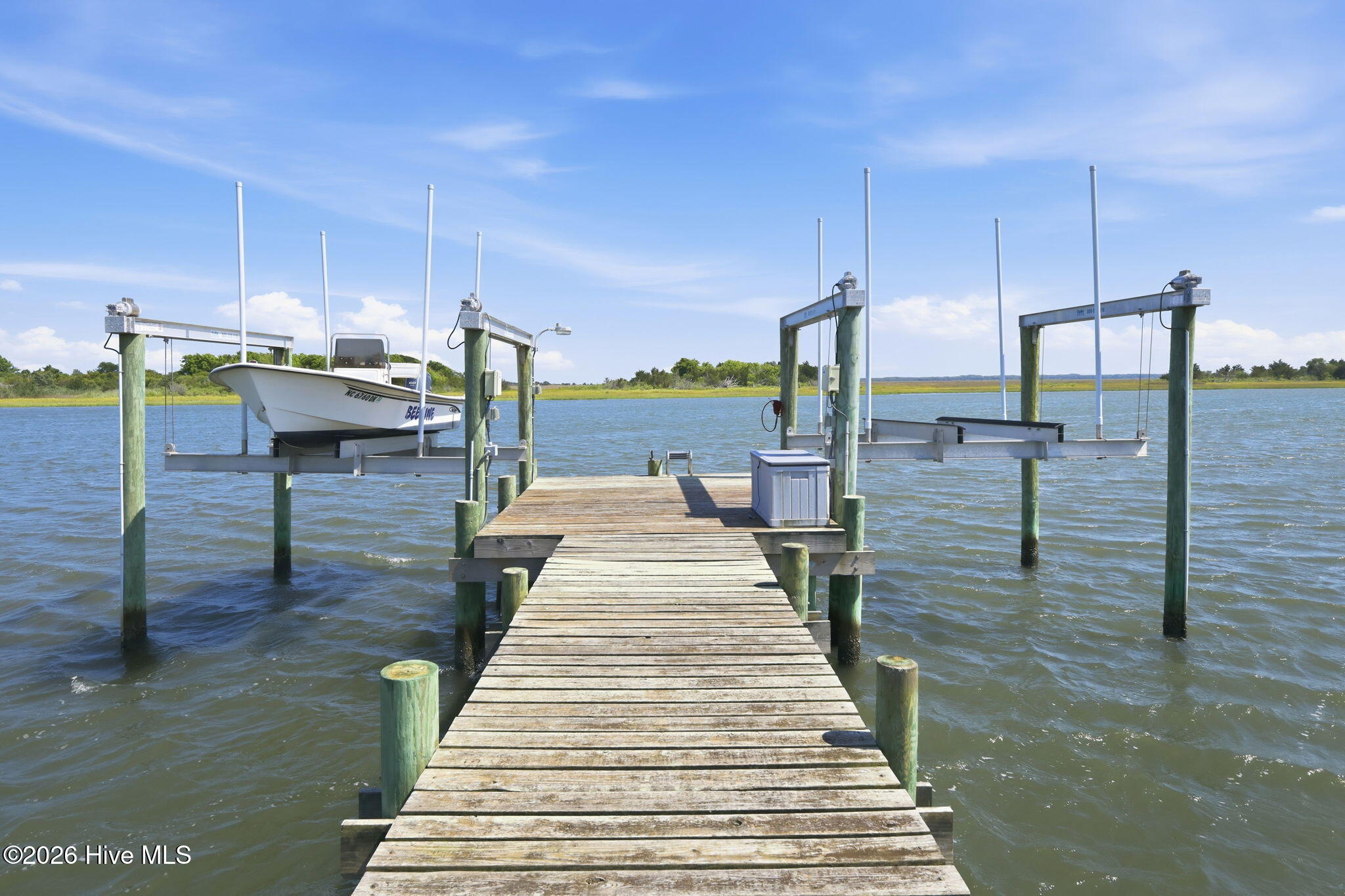 121 Harbour Drive Property Photo 2