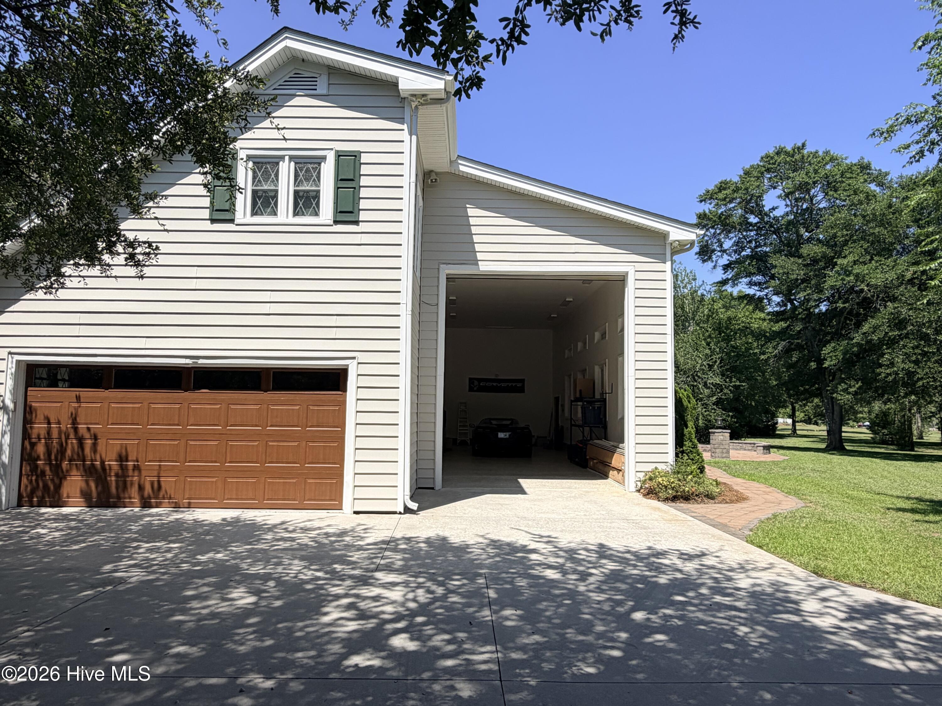 121 Harbour Drive Property Photo 6