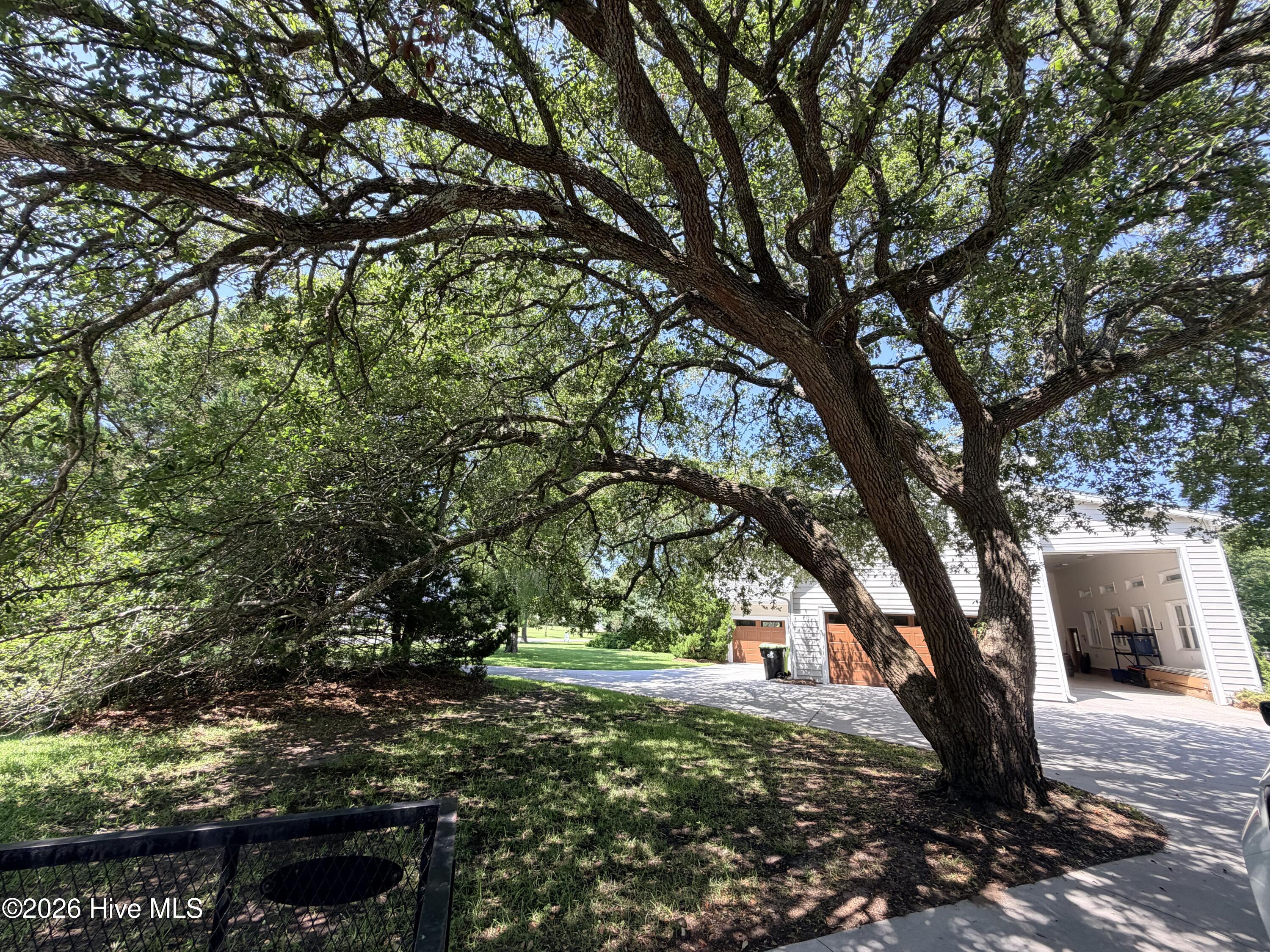 121 Harbour Drive Property Photo 7