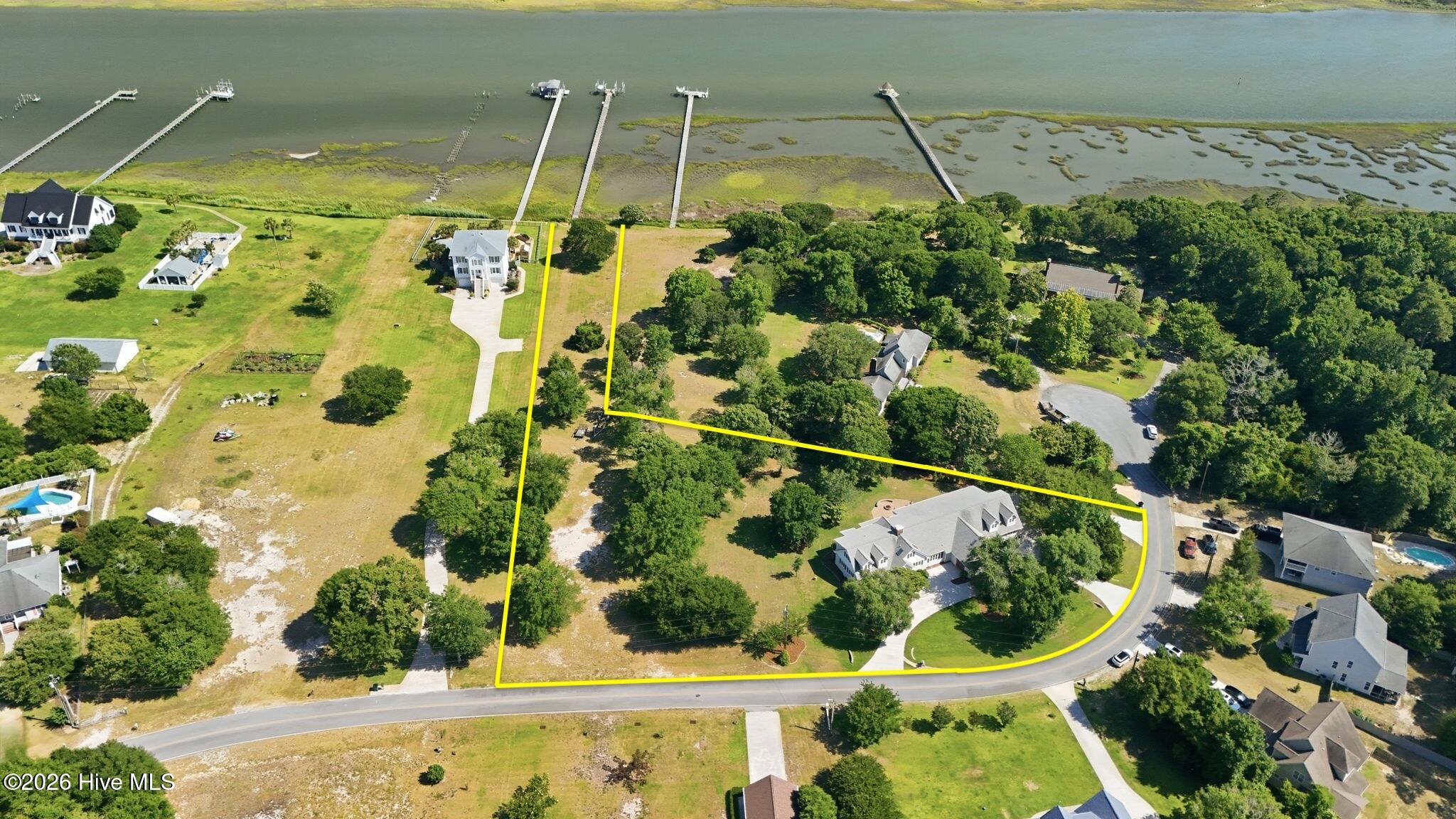 121 Harbour Drive Property Photo 10