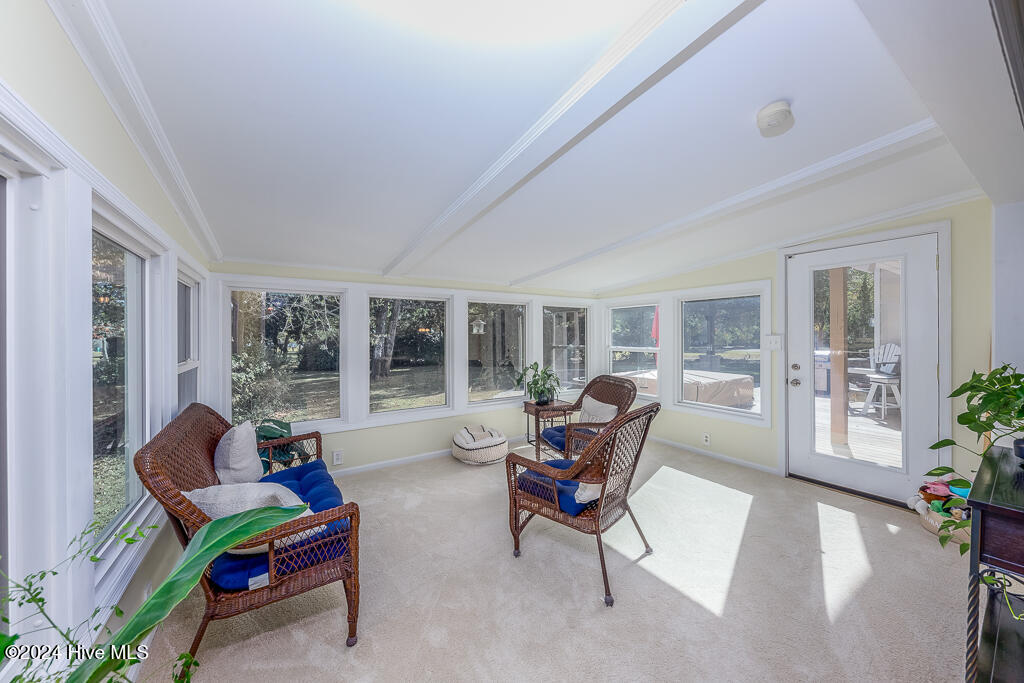 121 Harbour Drive Property Photo 16