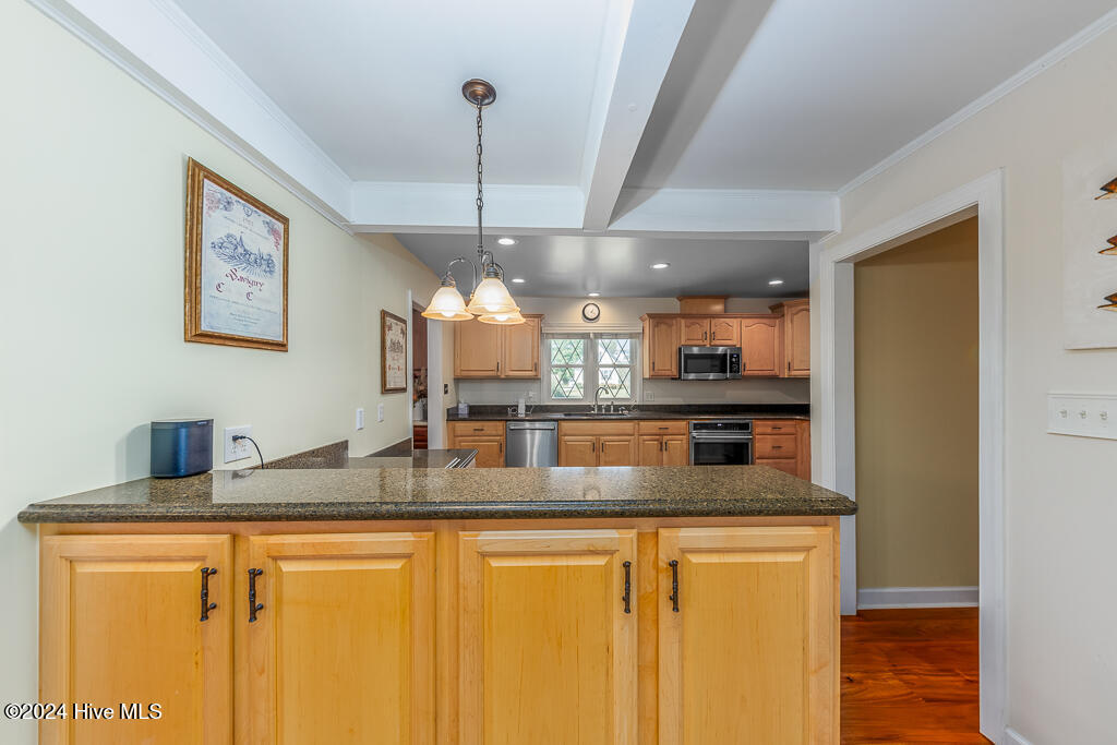 121 Harbour Drive Property Photo 18