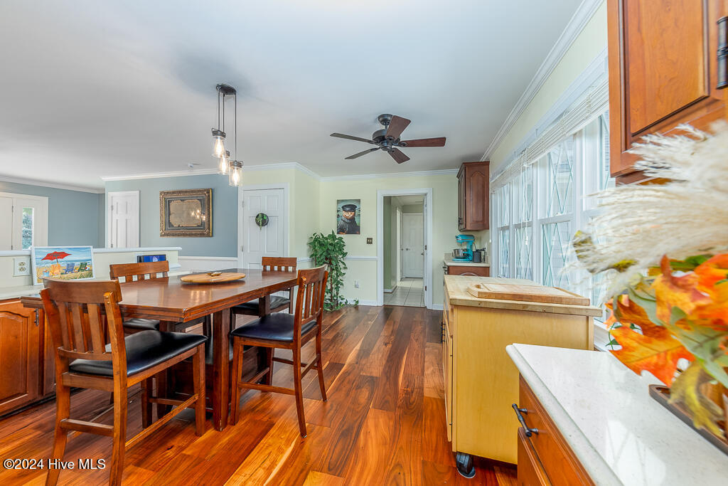 121 Harbour Drive Property Photo 19