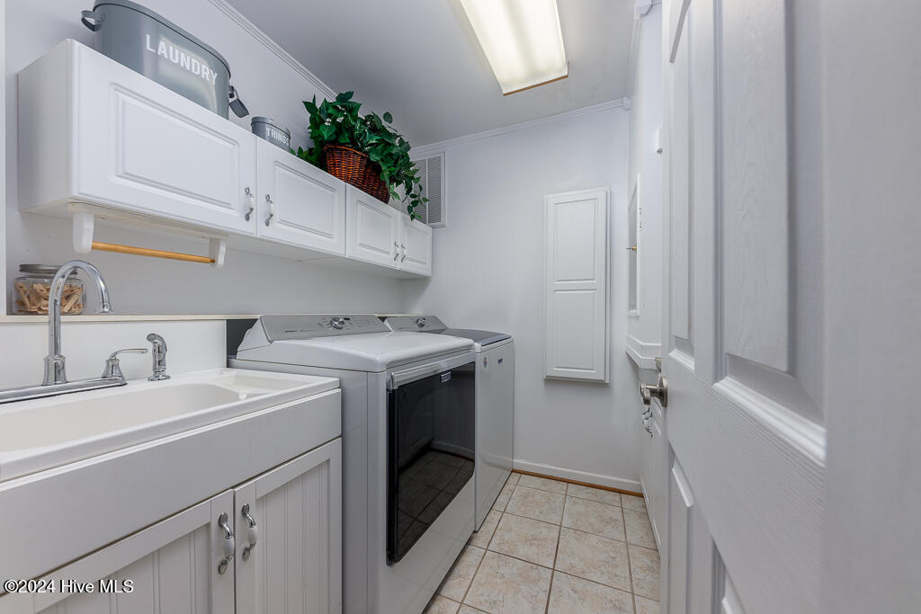 121 Harbour Drive Property Photo 23