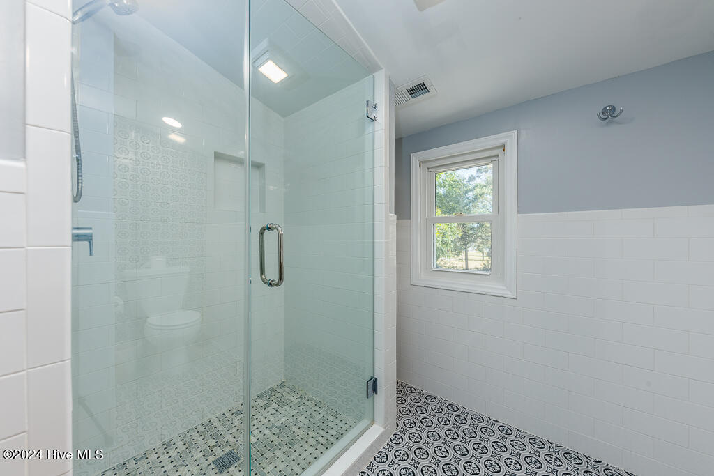 121 Harbour Drive Property Photo 28