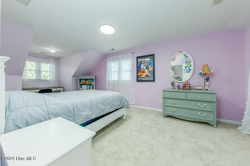 121 Harbour Drive Property Photo 29