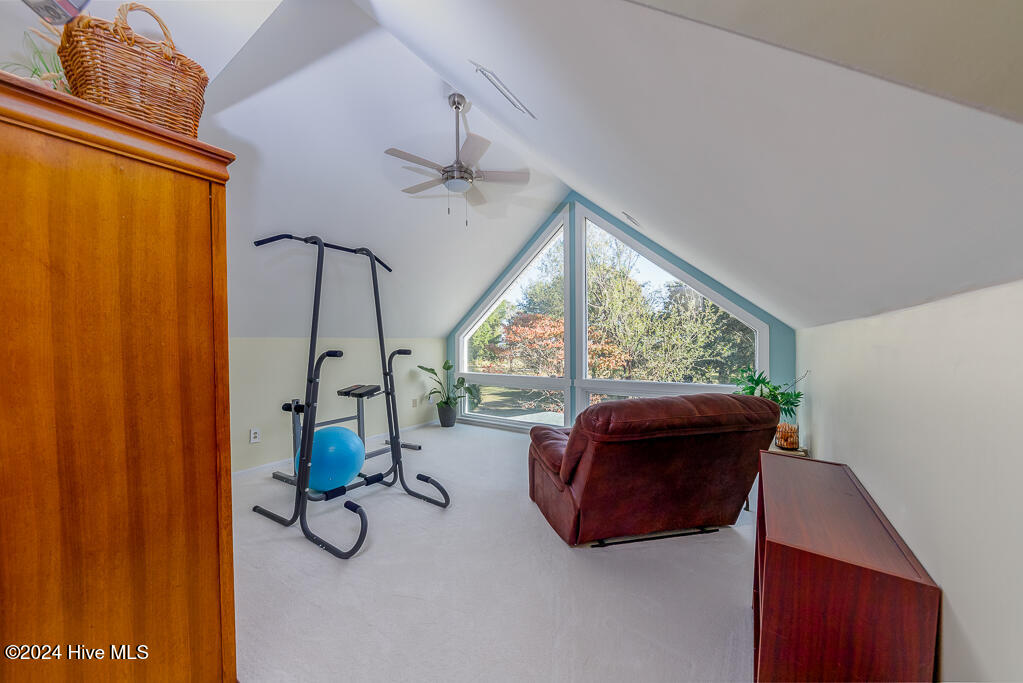 121 Harbour Drive Property Photo 32