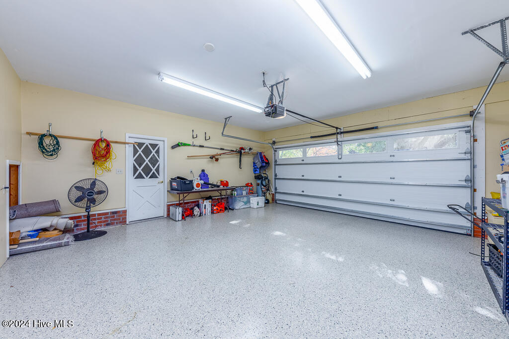 121 Harbour Drive Property Photo 40
