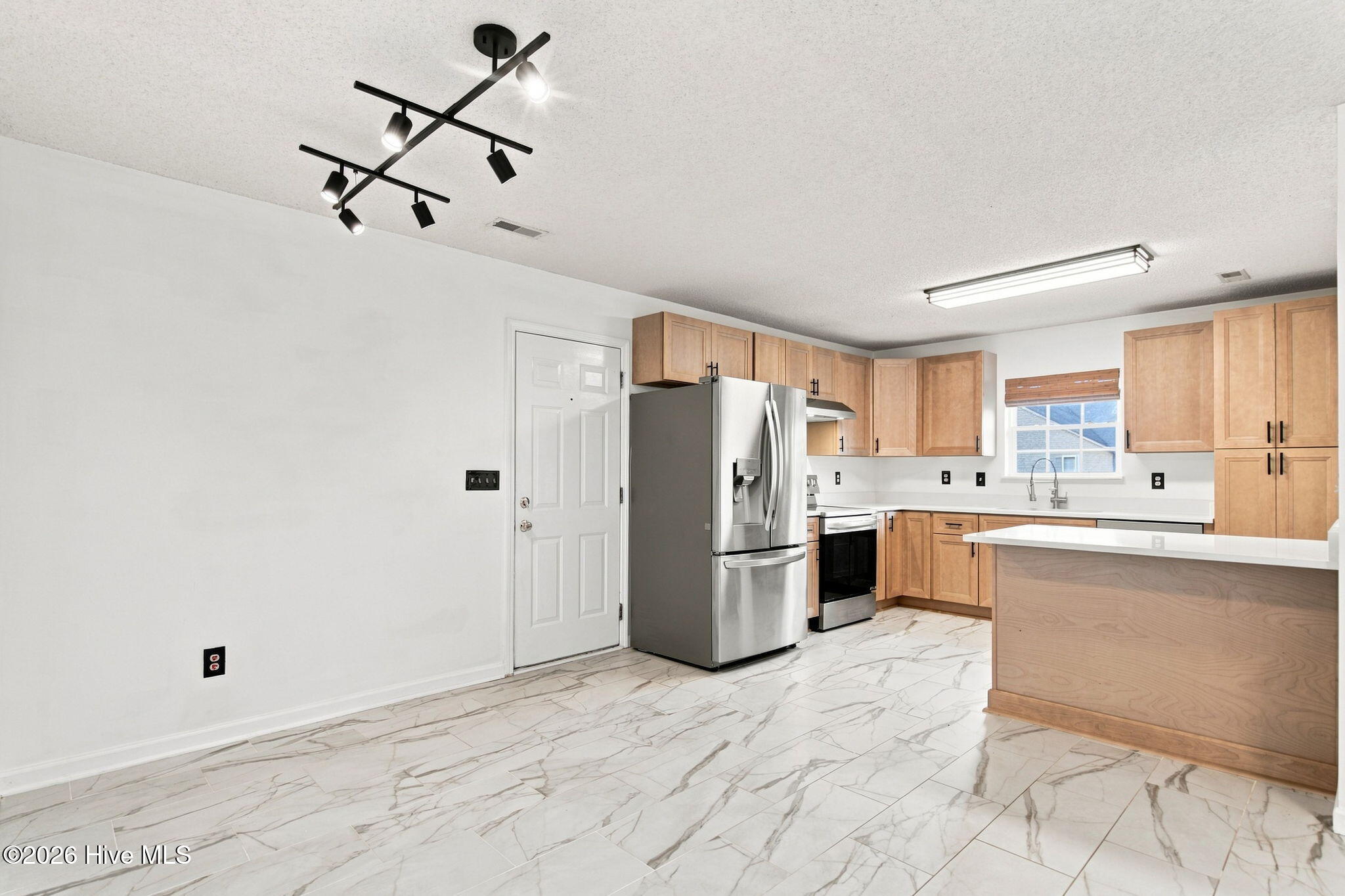 8667 Orchard Loop Road Ne Property Photo 7