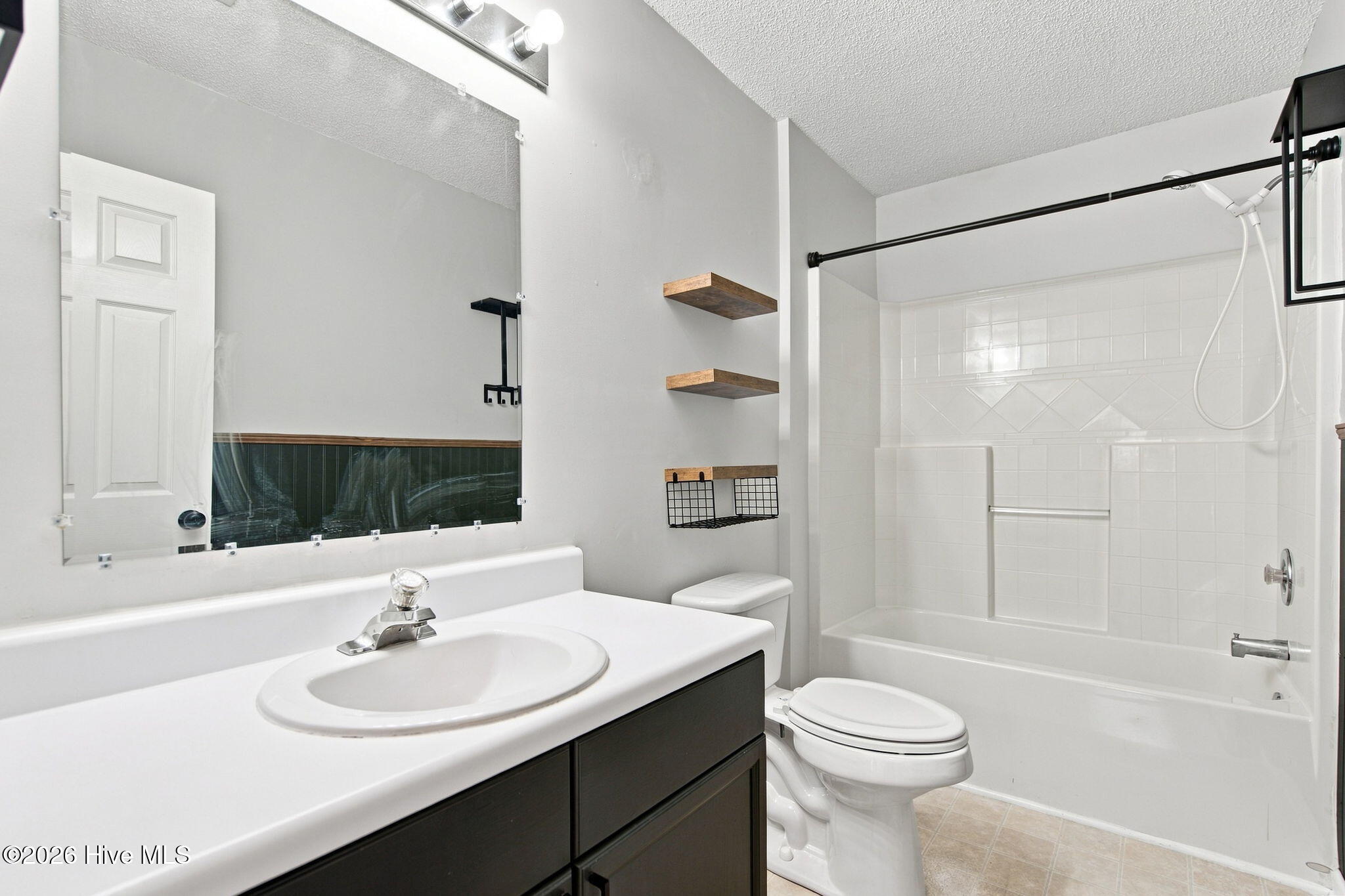 8667 Orchard Loop Road Ne Property Photo 22