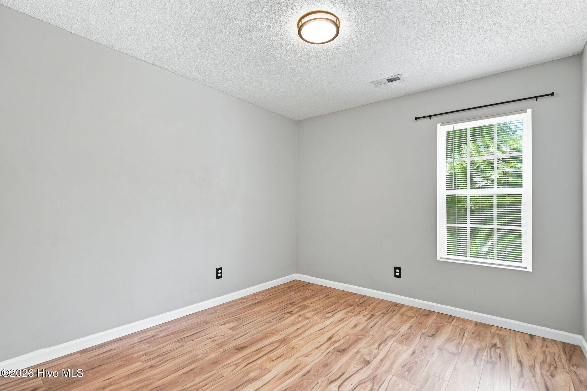 8667 Orchard Loop Road Ne Property Photo 29