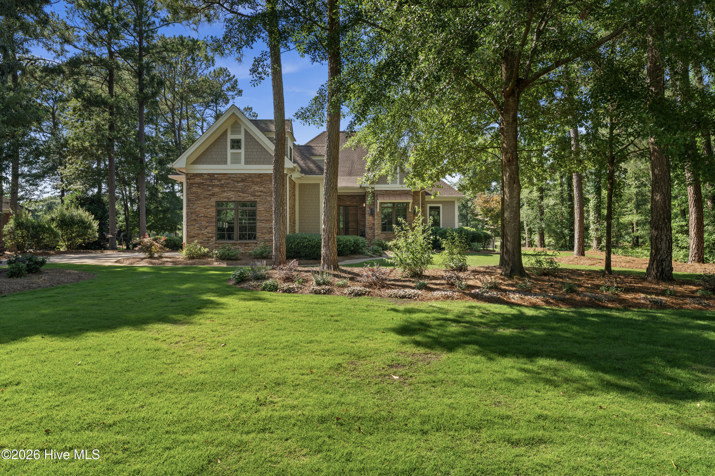 185 Red Berry Drive Property Photo 1