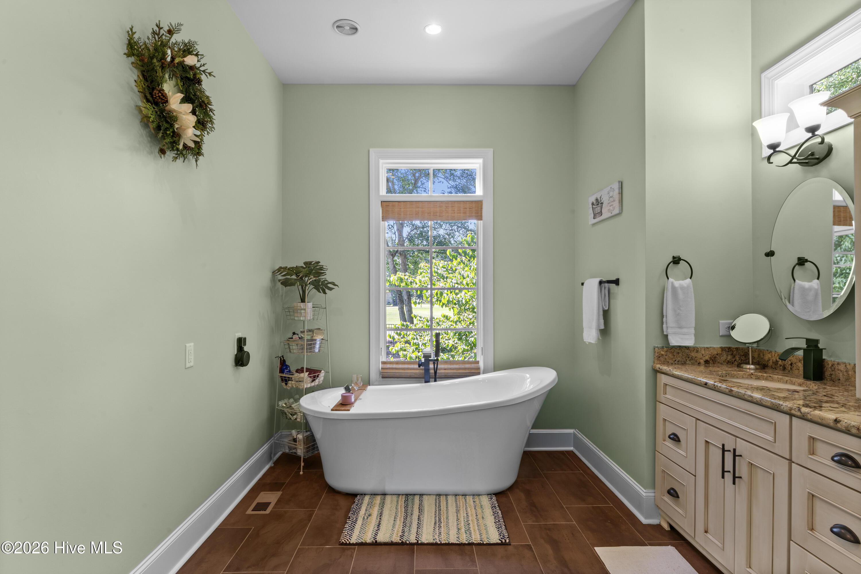185 Red Berry Drive Property Photo 15