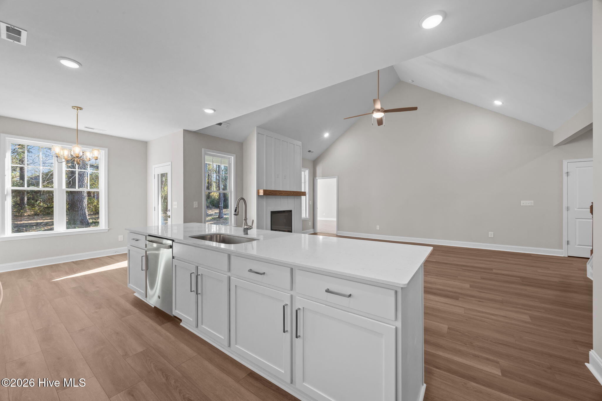 3406 Baybrooke Drive W Property Photo 11
