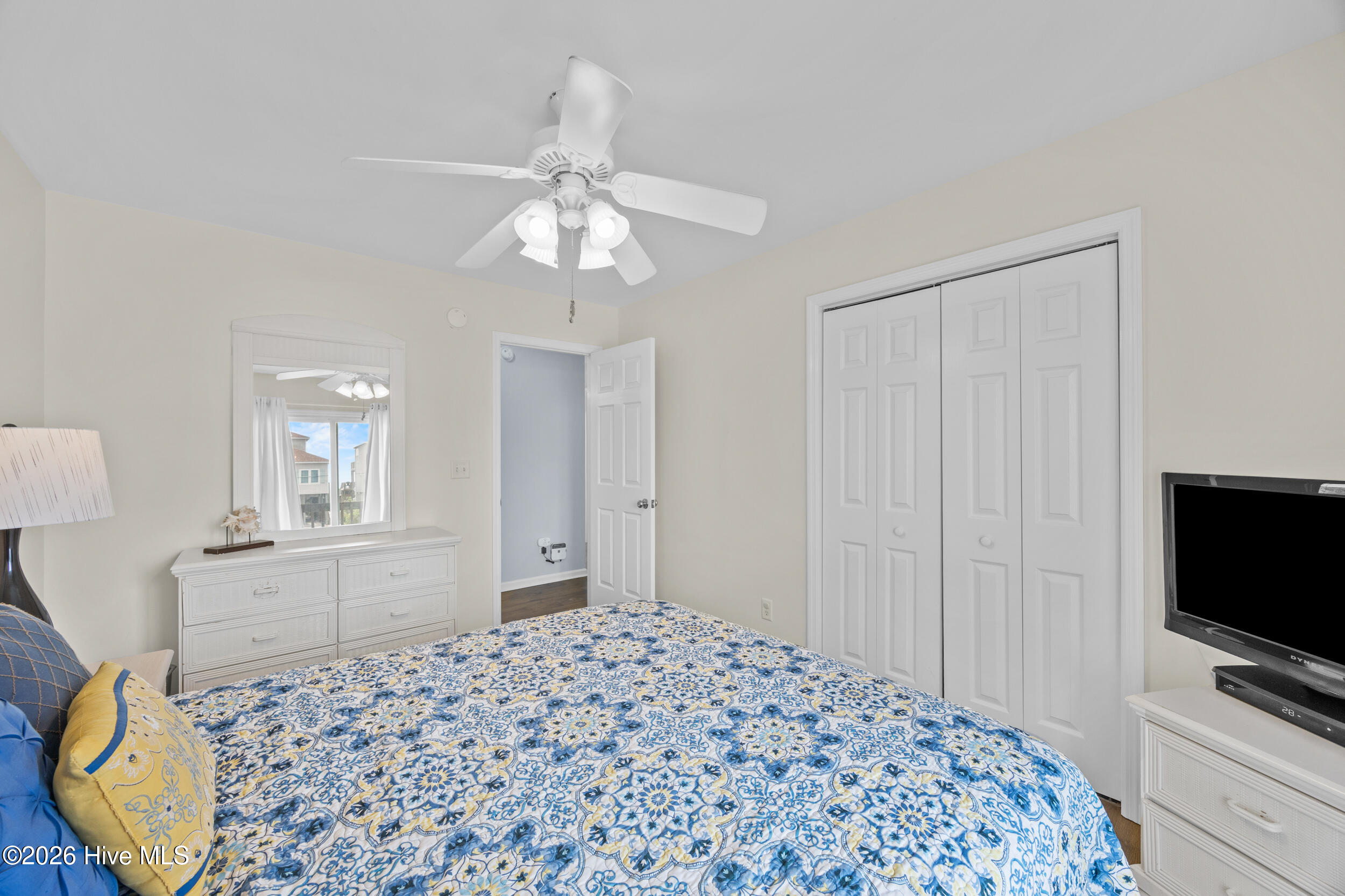 3759 Island Drive Property Photo 17